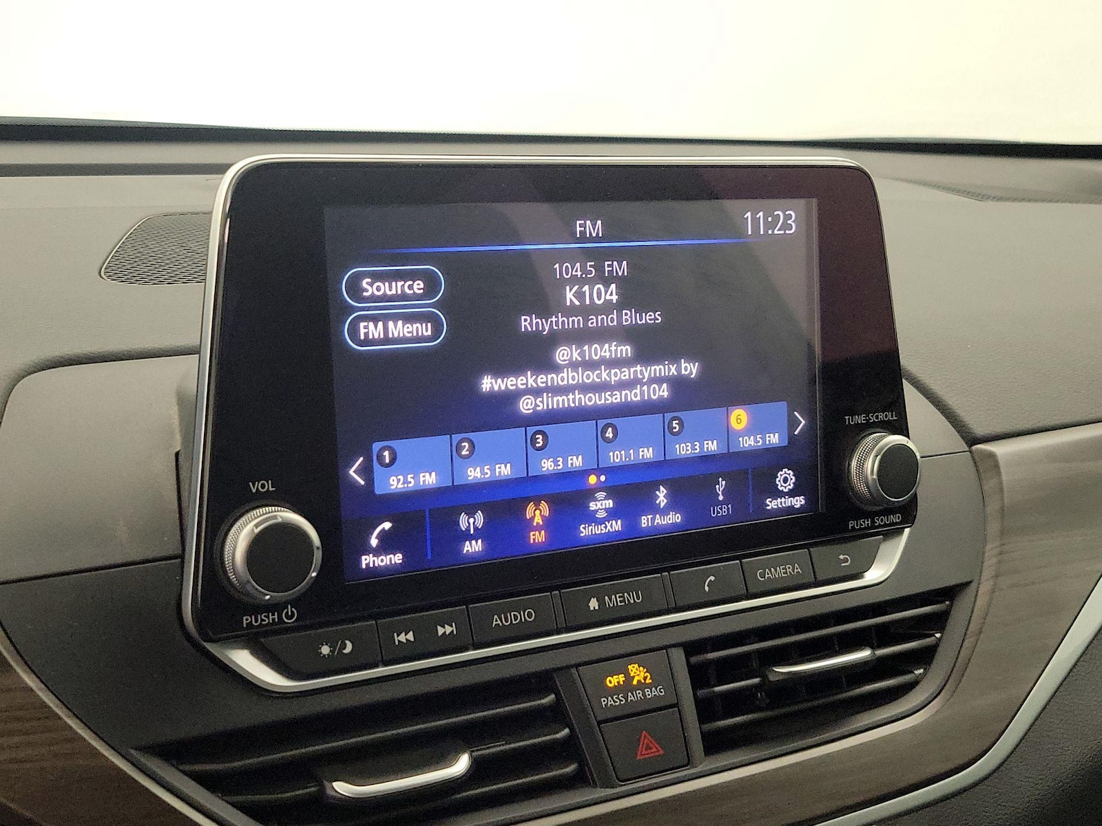 2025 Nissan Altima SV - Photo 16