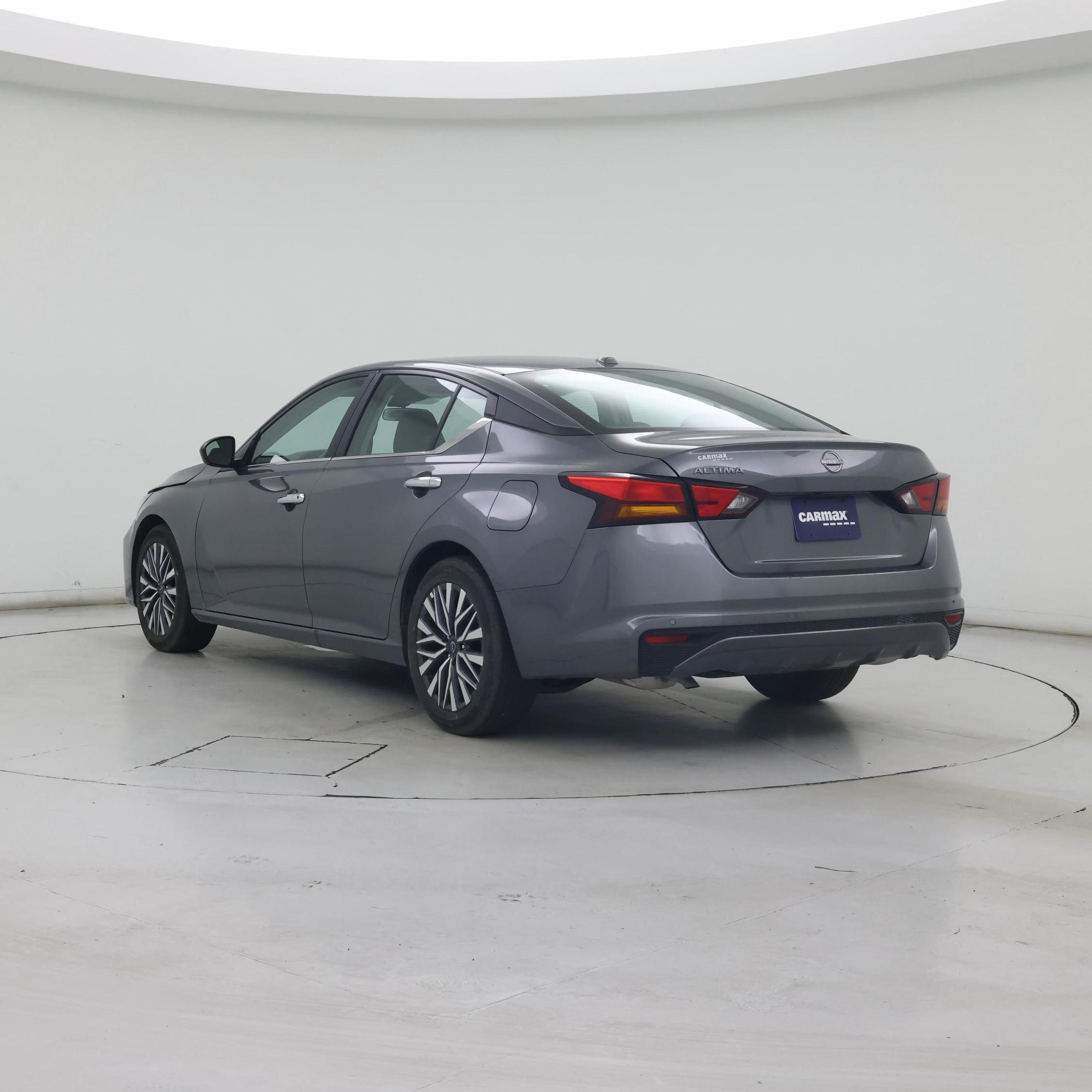 Thumbnail: 2025 Nissan Altima - 2