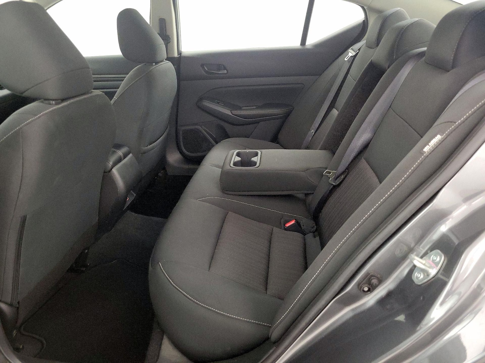 2025 Nissan Altima SV - Photo 20