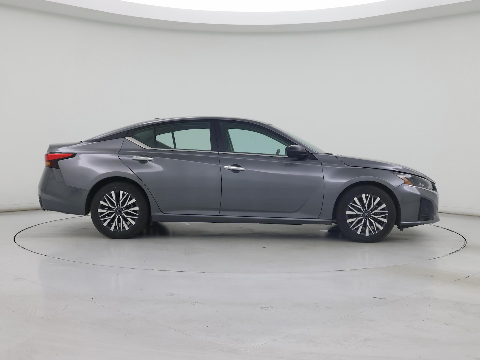 2025 Nissan Altima SV - Photo 8