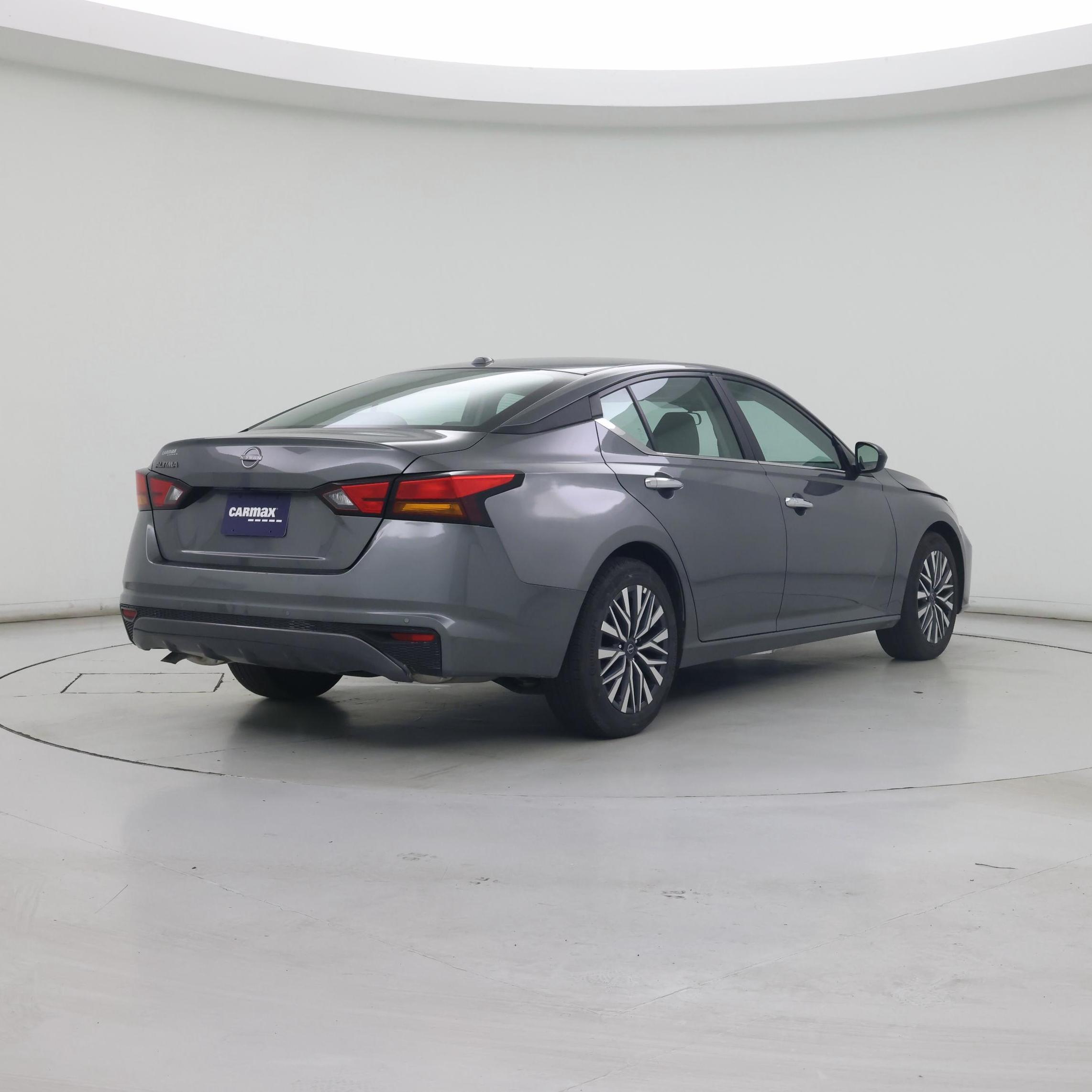 Thumbnail: 2025 Nissan Altima - 8