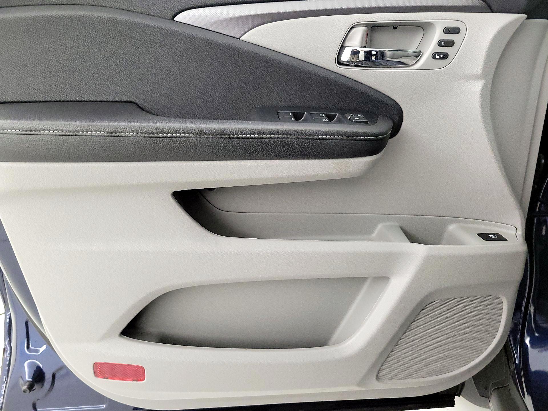 Thumbnail: 2023 Honda Ridgeline - 12