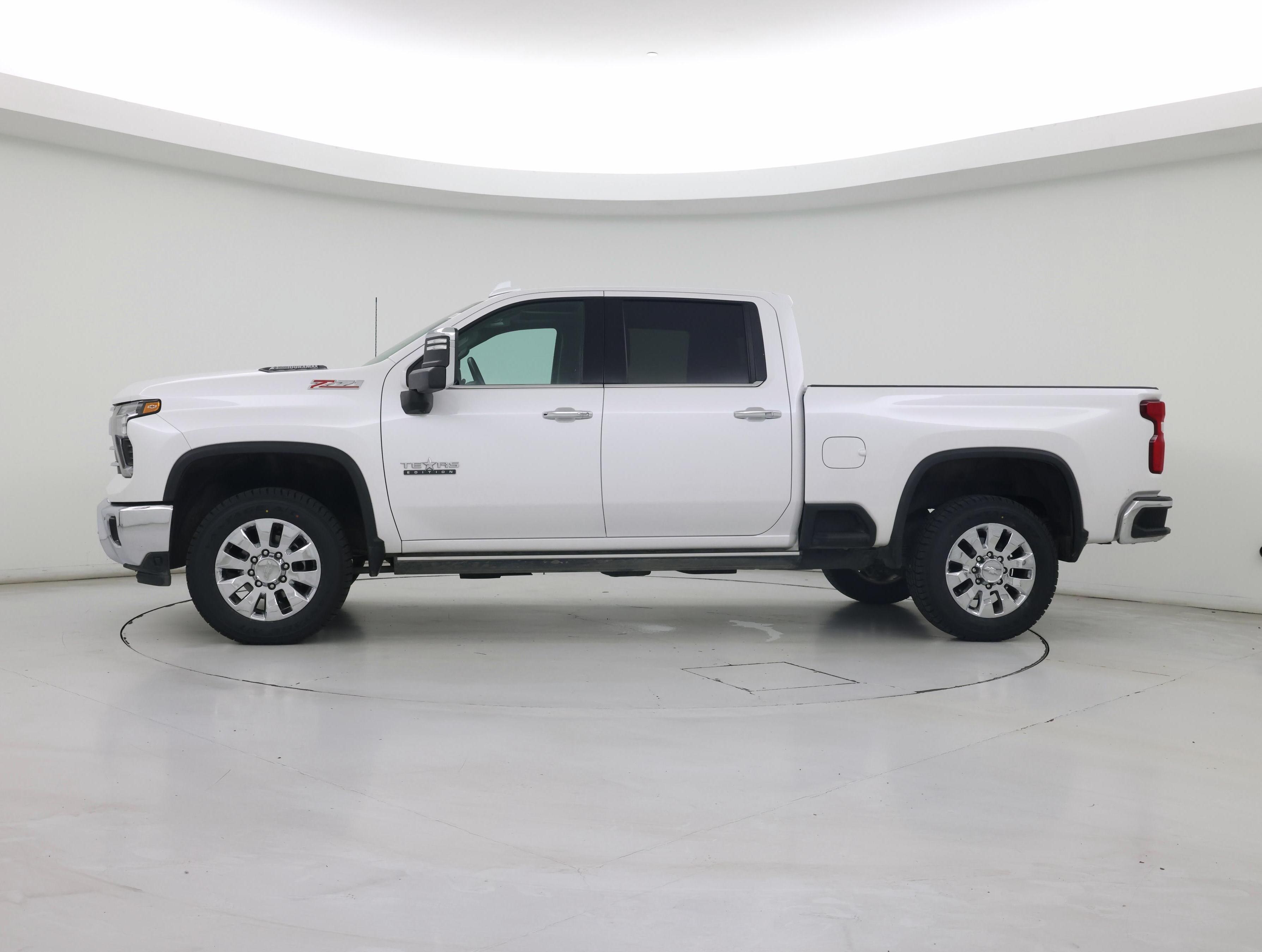Thumbnail: 2024 Chevrolet Silverado 2500 - 3
