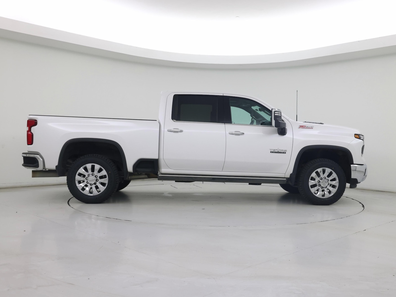 2024 Chevrolet Silverado 2500HD LTZ - Photo 8