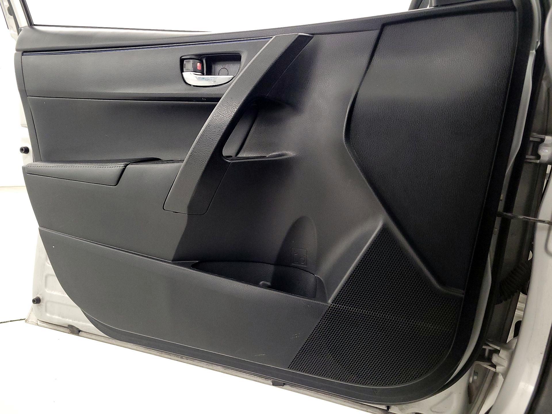 Thumbnail: 2019 Toyota Corolla - 12