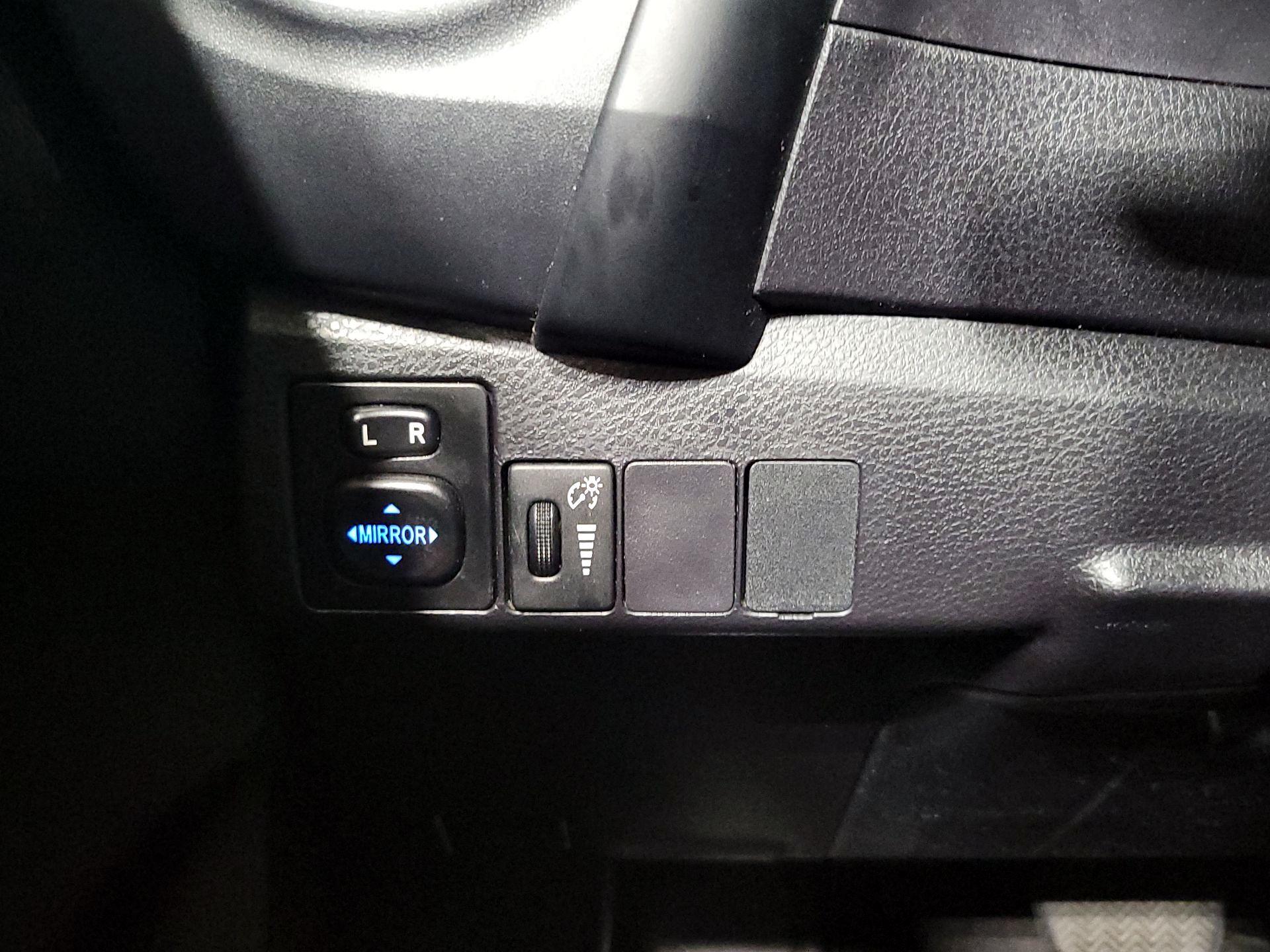 Thumbnail: 2019 Toyota Corolla - 13