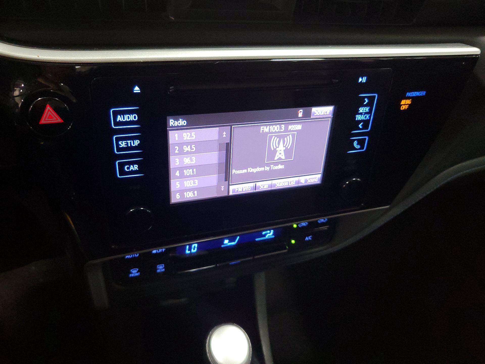 Thumbnail: 2019 Toyota Corolla - 15