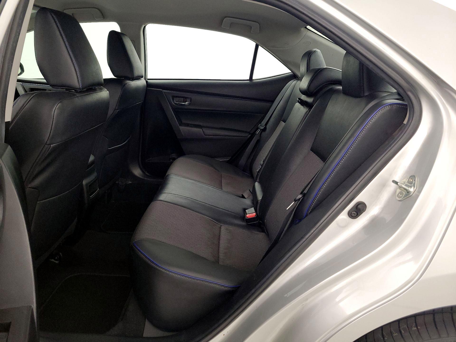 Thumbnail: 2019 Toyota Corolla - 18