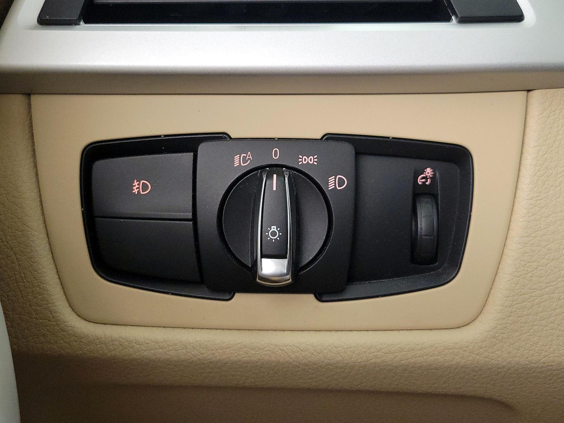 Thumbnail: 2014 BMW 3 Series - 13