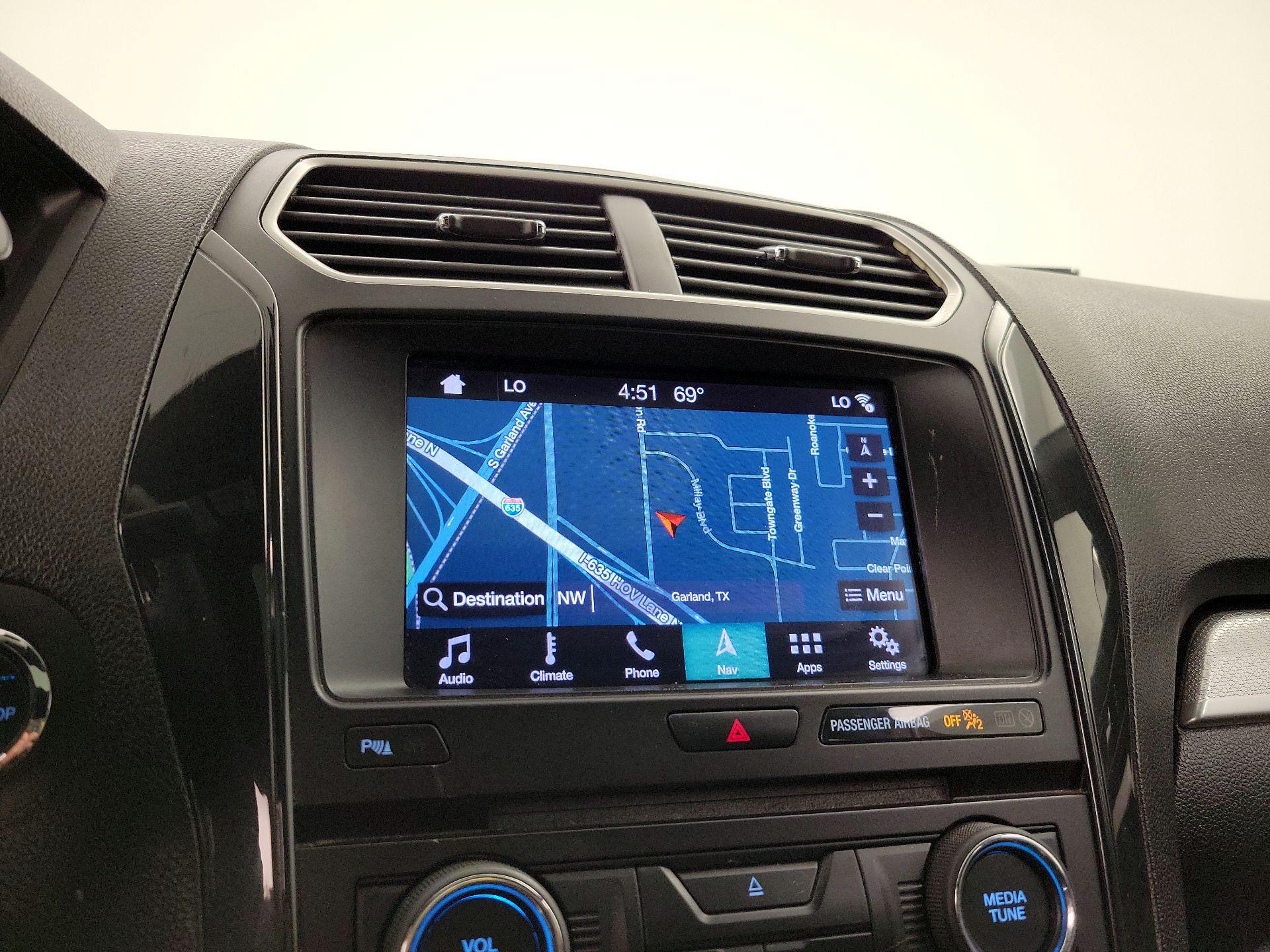 Thumbnail: 2017 Ford Explorer - 14