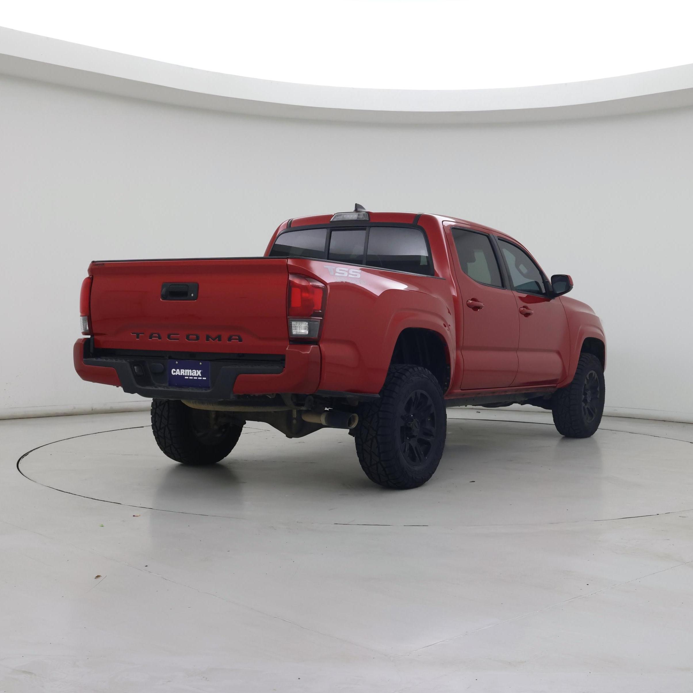 Thumbnail: 2019 Toyota Tacoma - 8