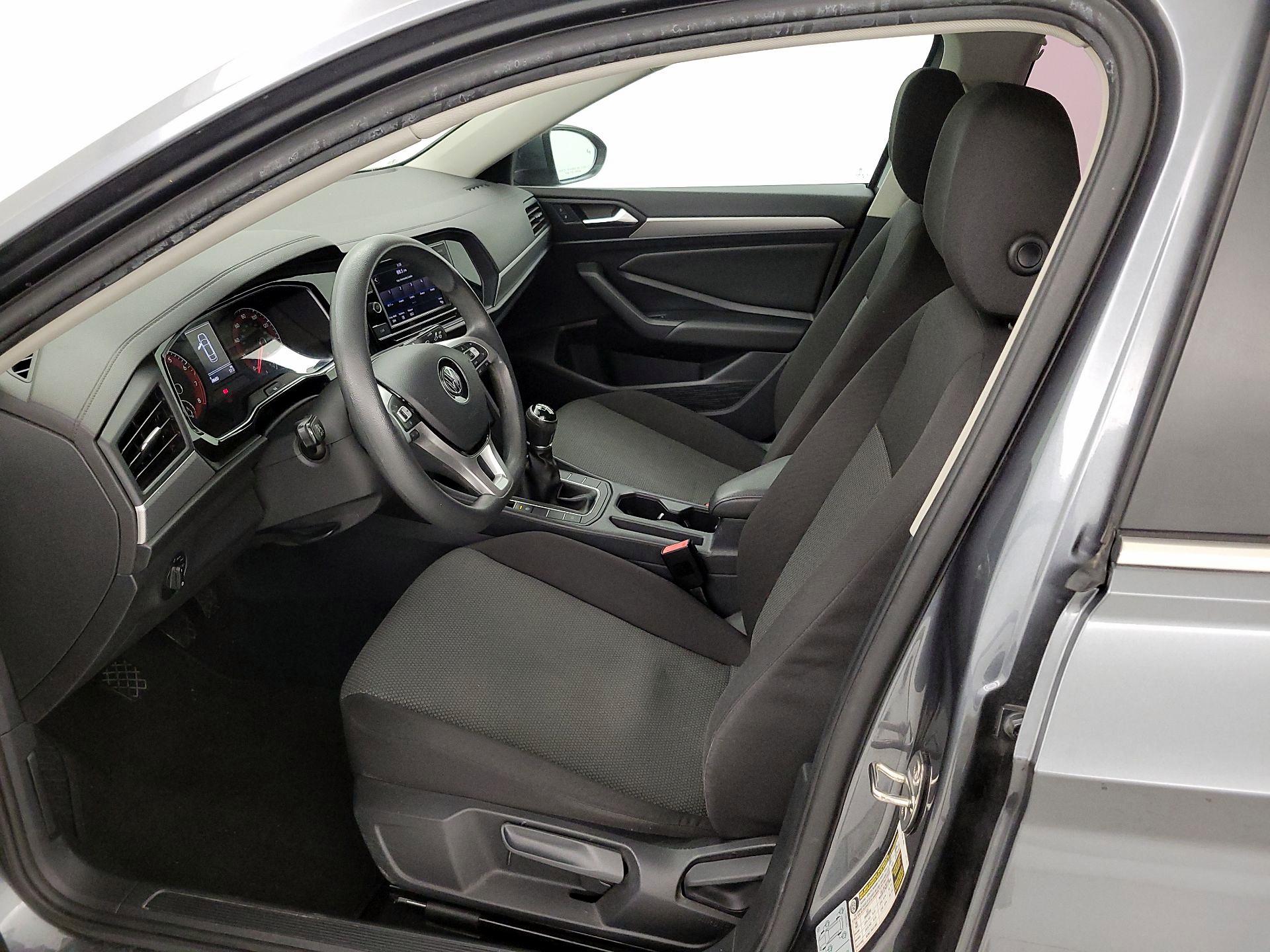 Thumbnail: 2019 Volkswagen Jetta - 11