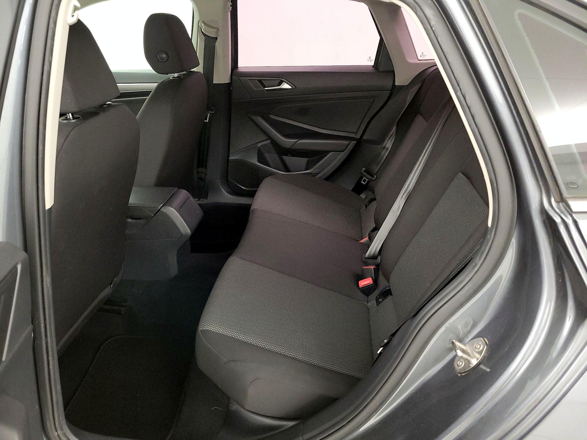 Thumbnail: 2019 Volkswagen Jetta - 19