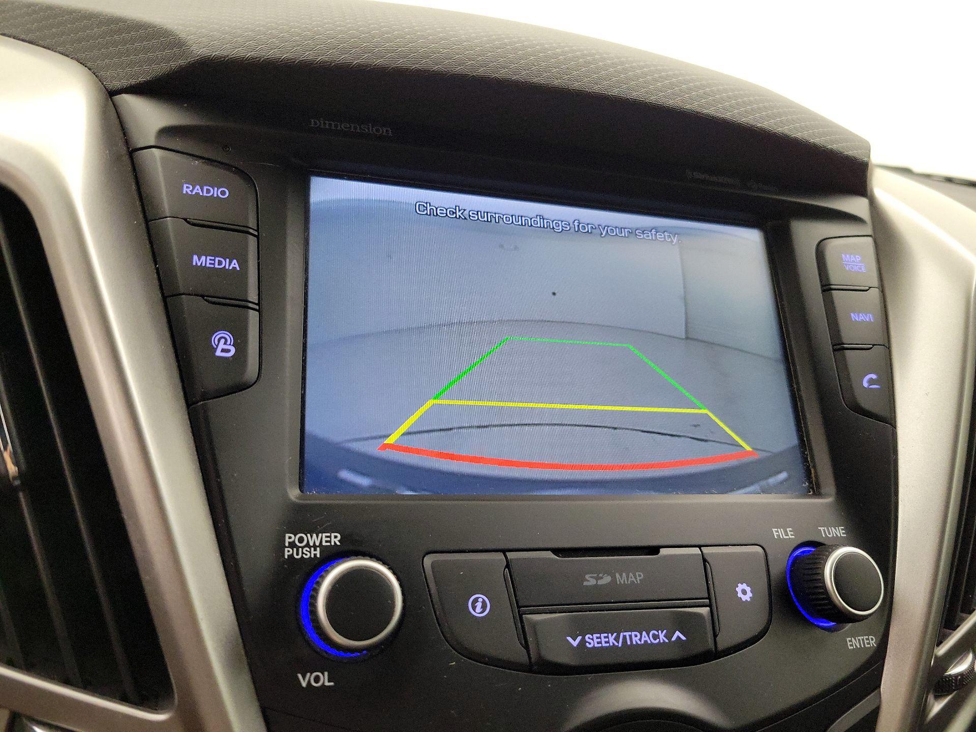 Thumbnail: 2017 Hyundai Veloster - 14