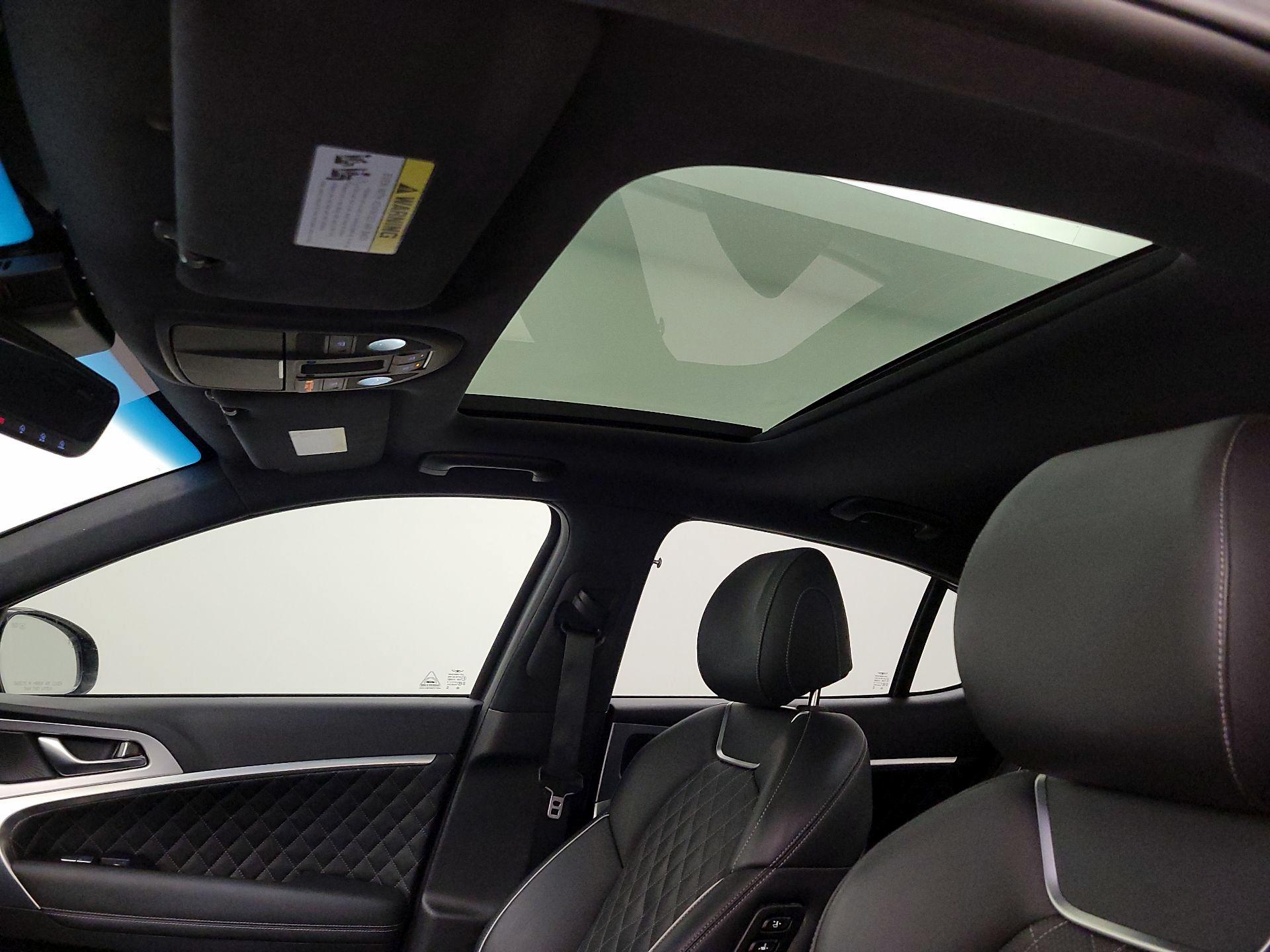 Thumbnail: 2020 Genesis G70 - 20