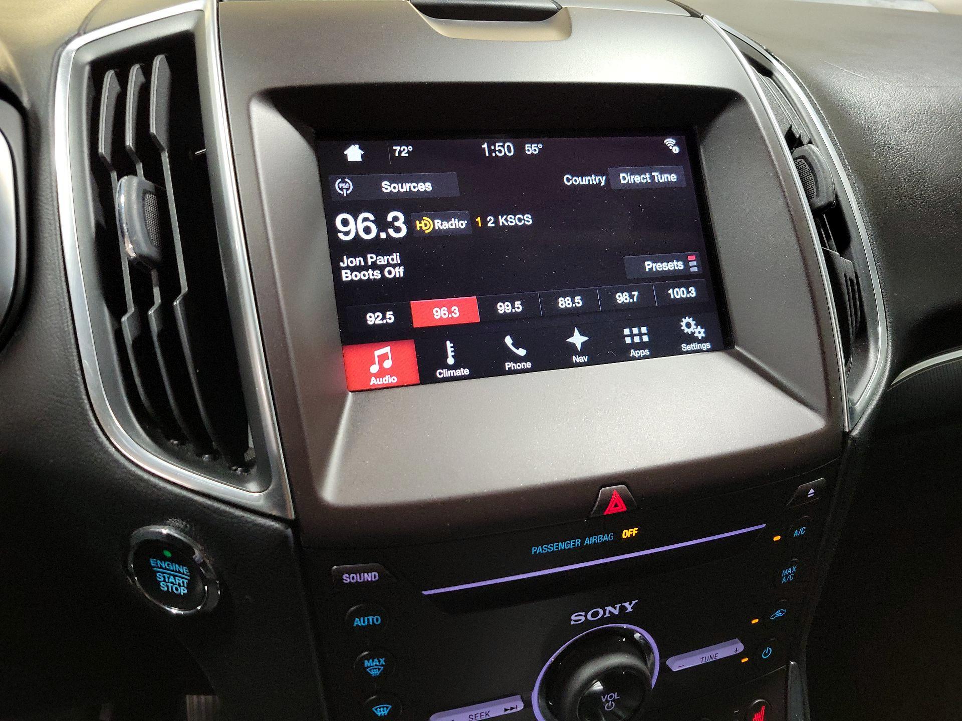 Thumbnail: 2016 Ford Edge - 16