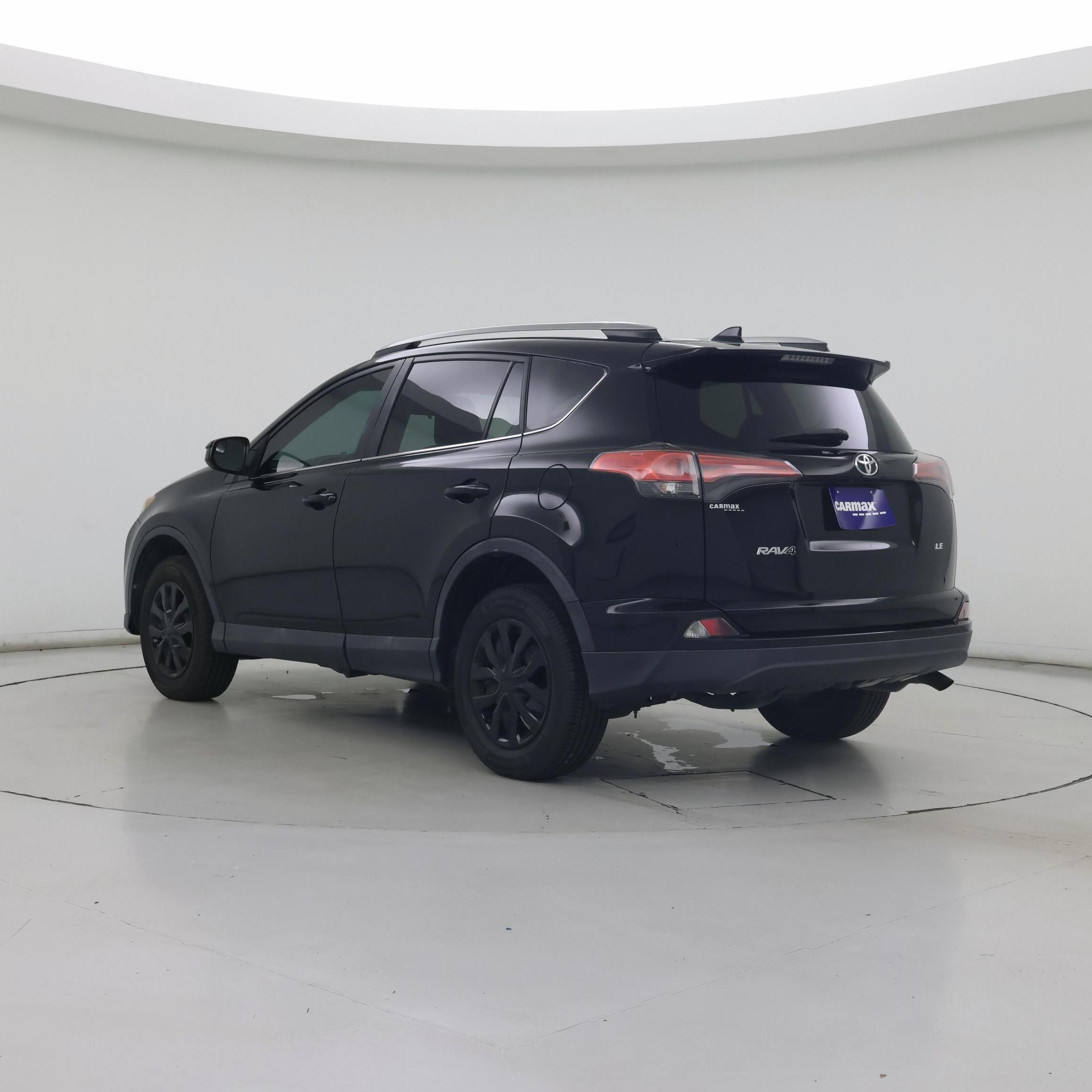 Thumbnail: 2018 Toyota RAV4 - 2