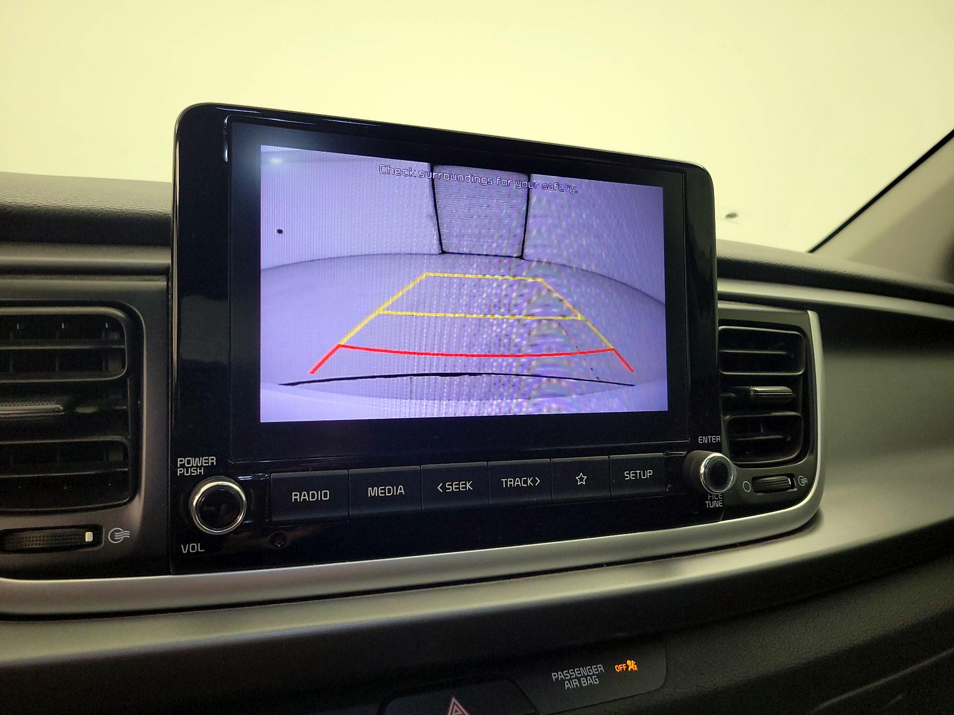 Thumbnail: 2021 Kia Rio - 14