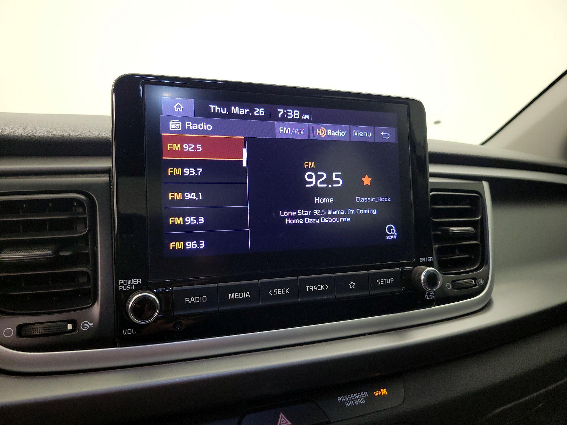 Thumbnail: 2021 Kia Rio - 15