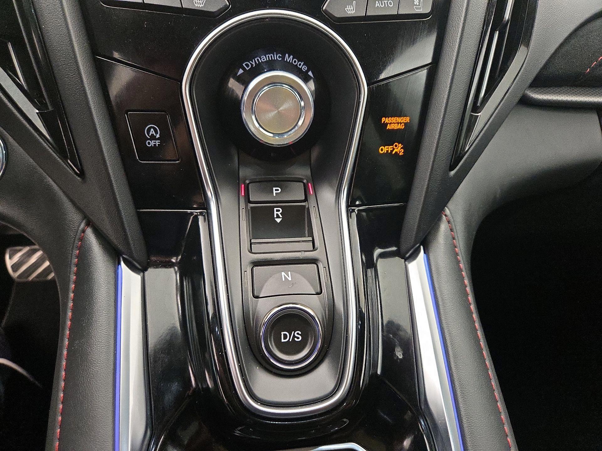 Thumbnail: 2025 Acura RDX - 18