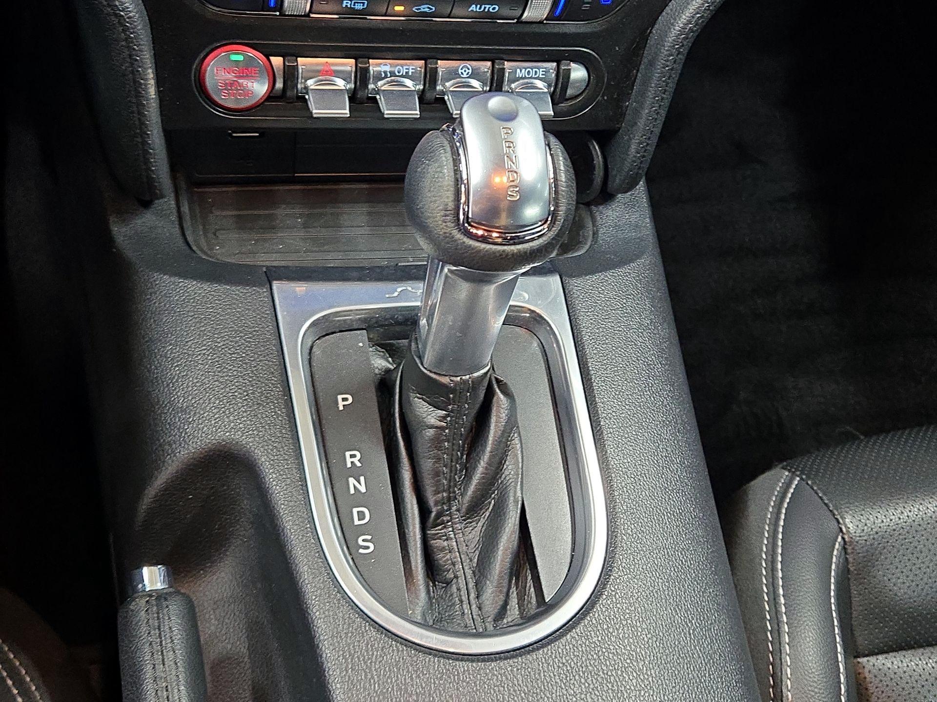 Thumbnail: 2022 Ford Mustang - 17