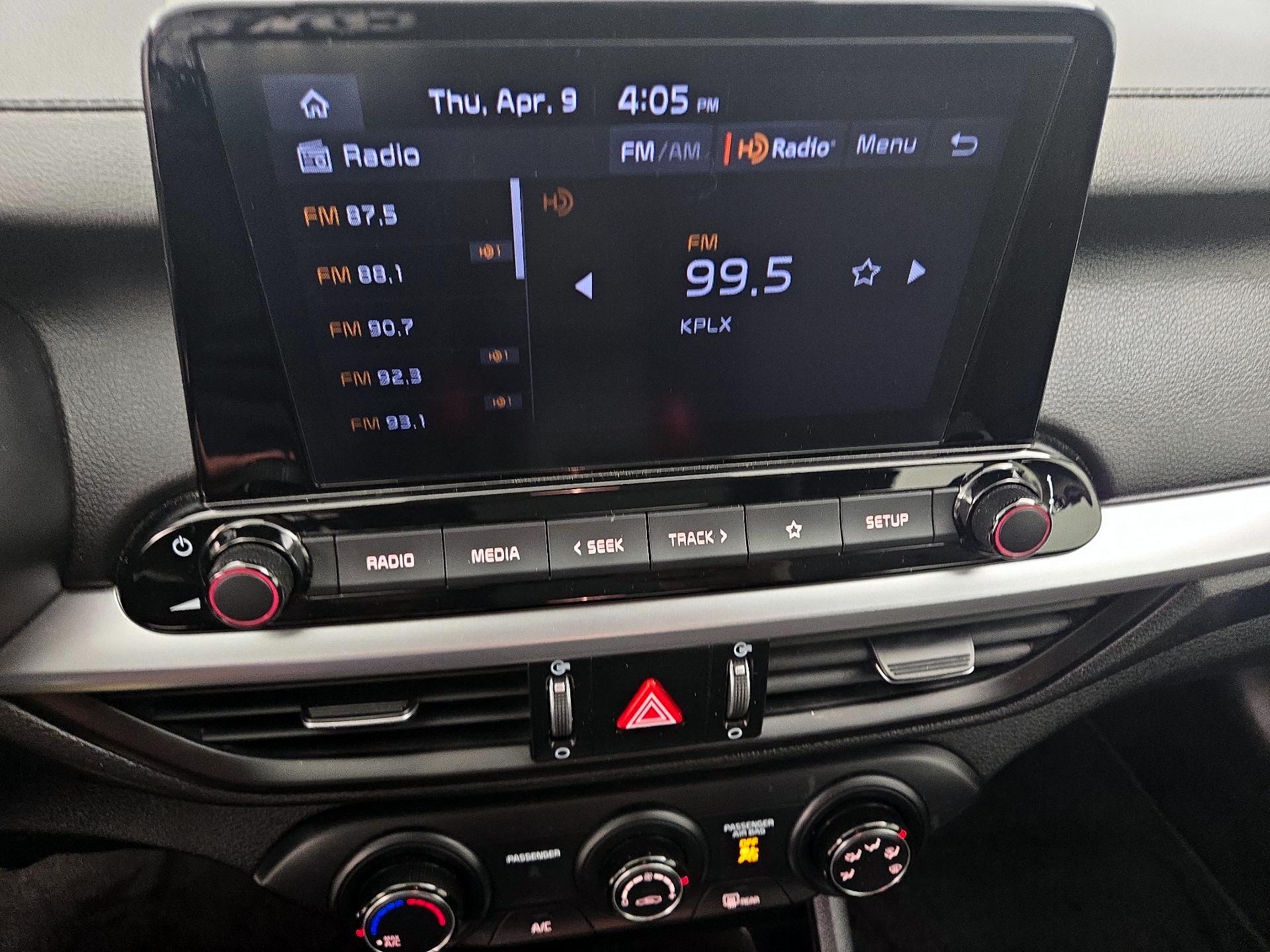 Thumbnail: 2023 Kia Forte - 13