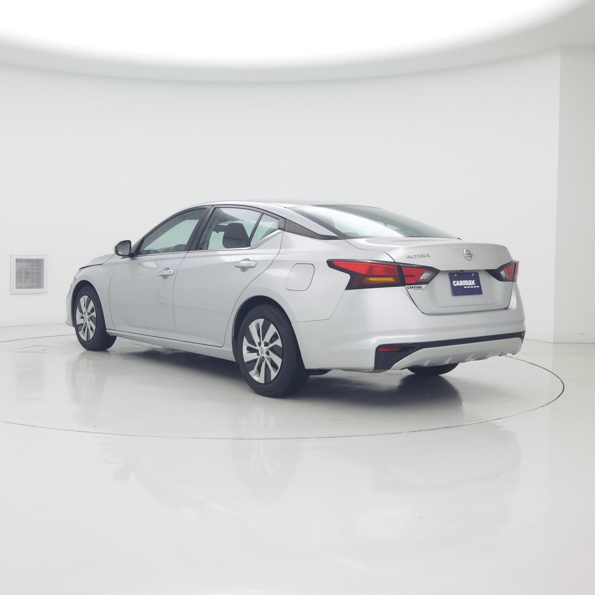 Thumbnail: 2022 Nissan Altima - 2