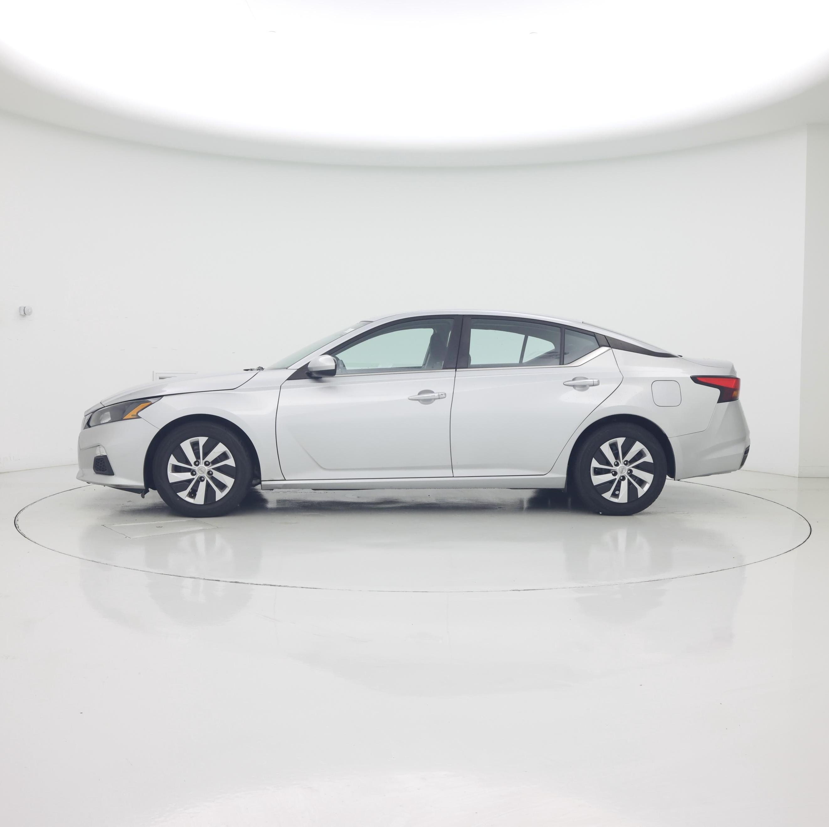 Thumbnail: 2022 Nissan Altima - 3