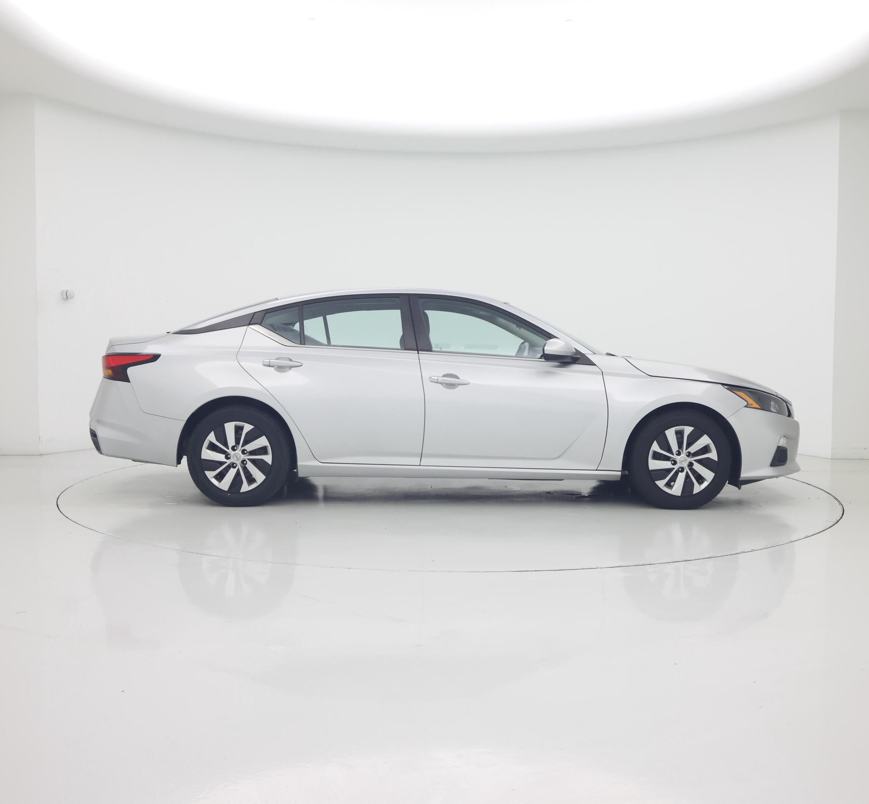 Thumbnail: 2022 Nissan Altima - 7