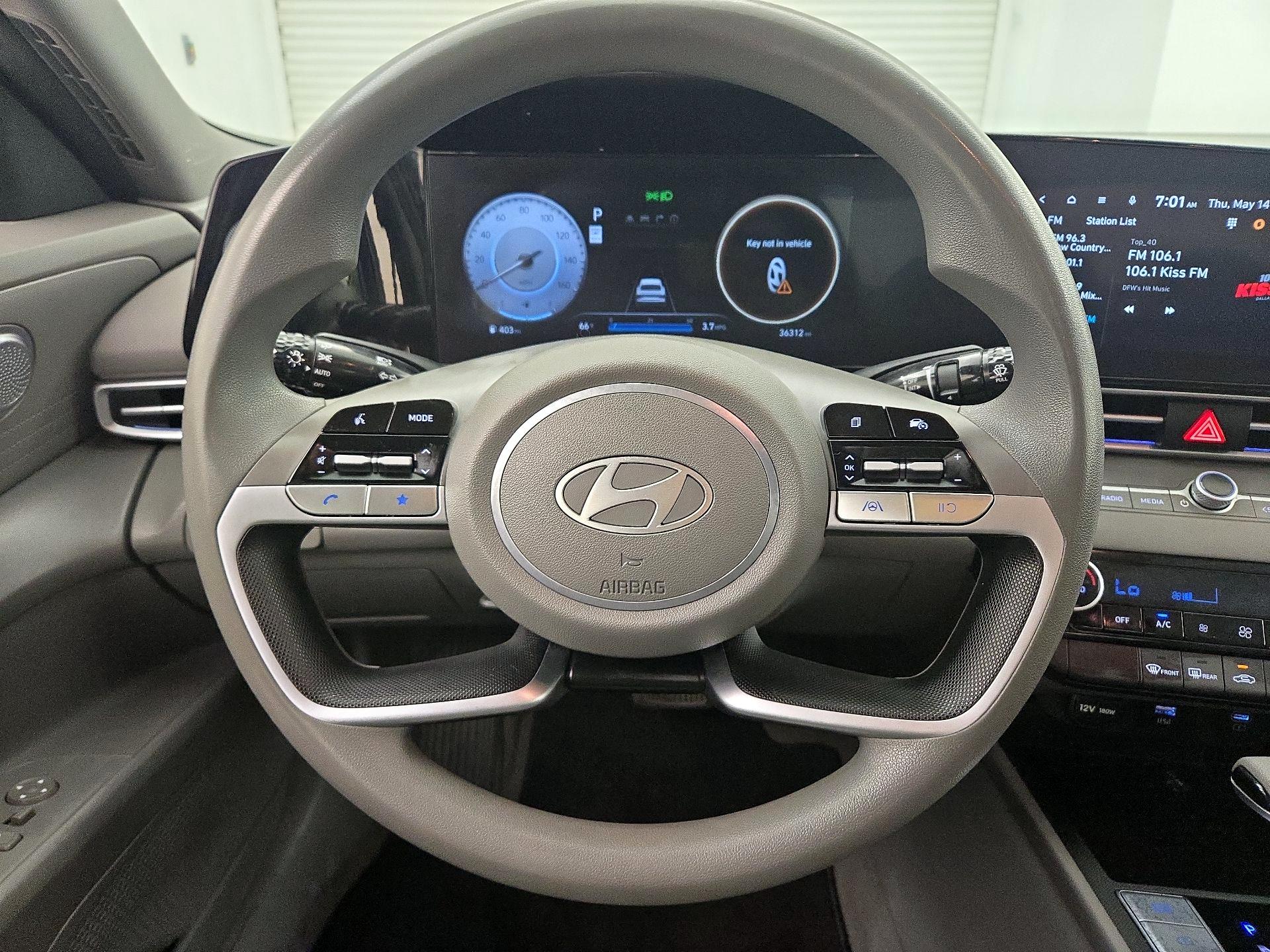 Thumbnail: 2024 Hyundai Elantra - 10