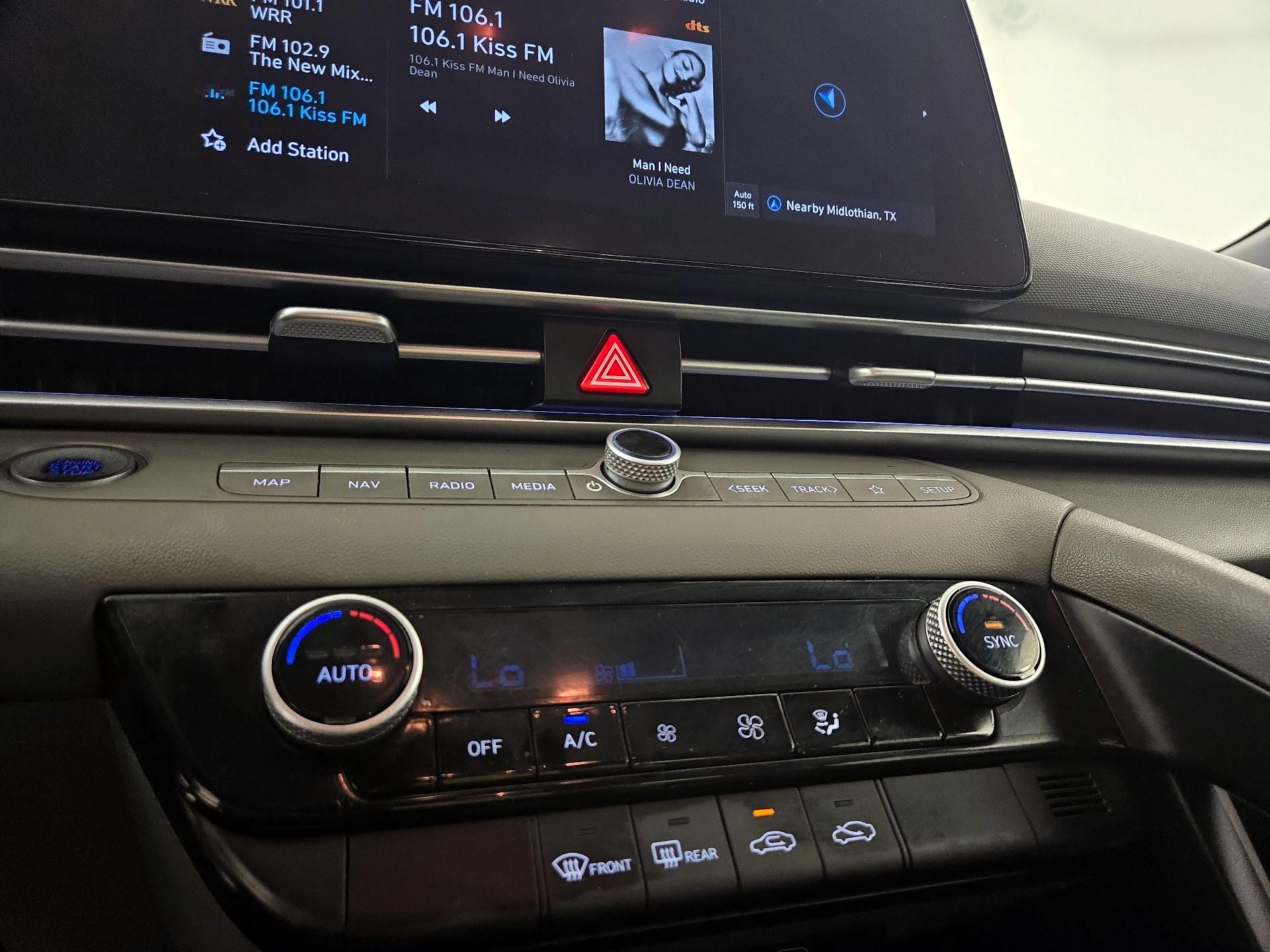 Thumbnail: 2024 Hyundai Elantra - 17