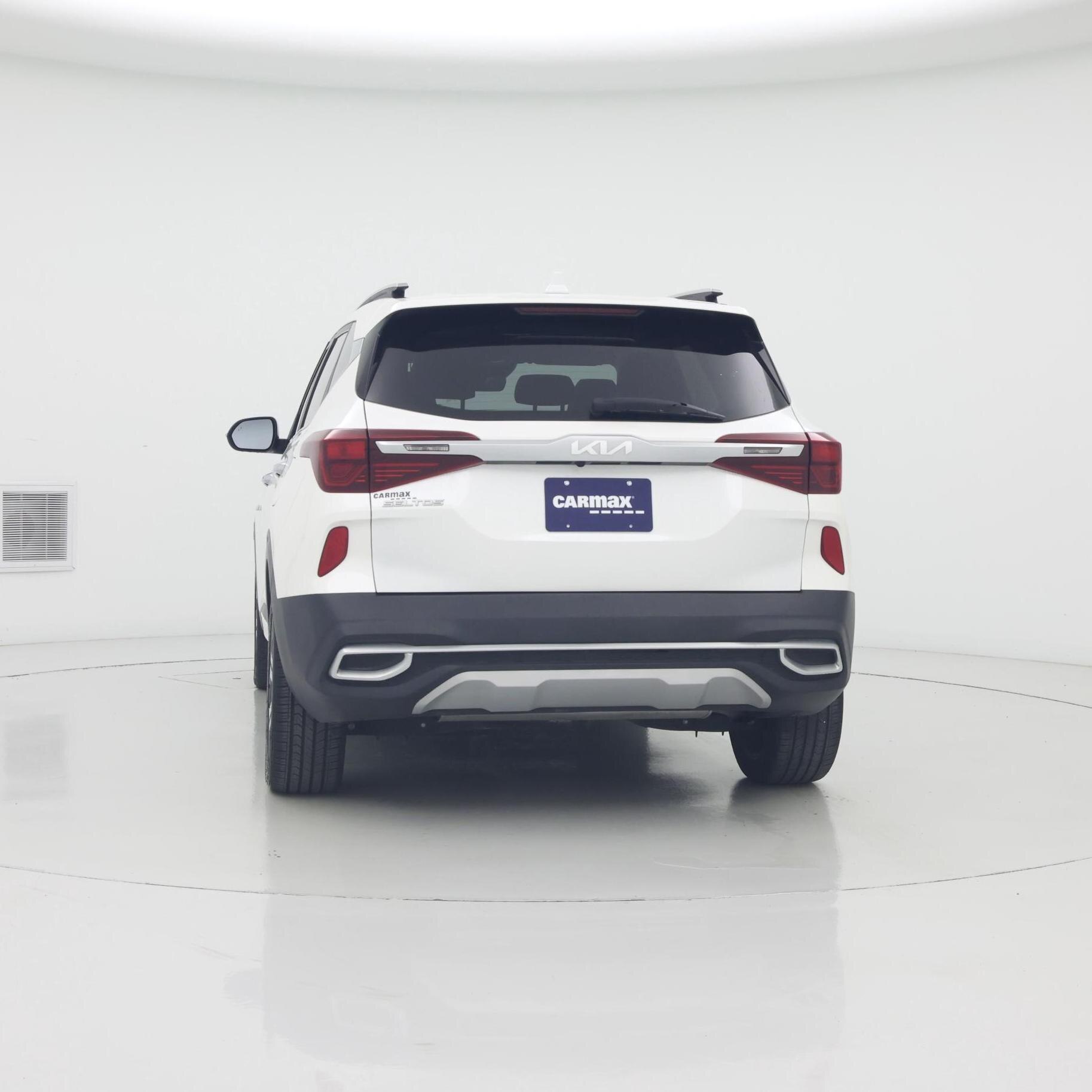 Thumbnail: 2023 Kia Seltos - 6