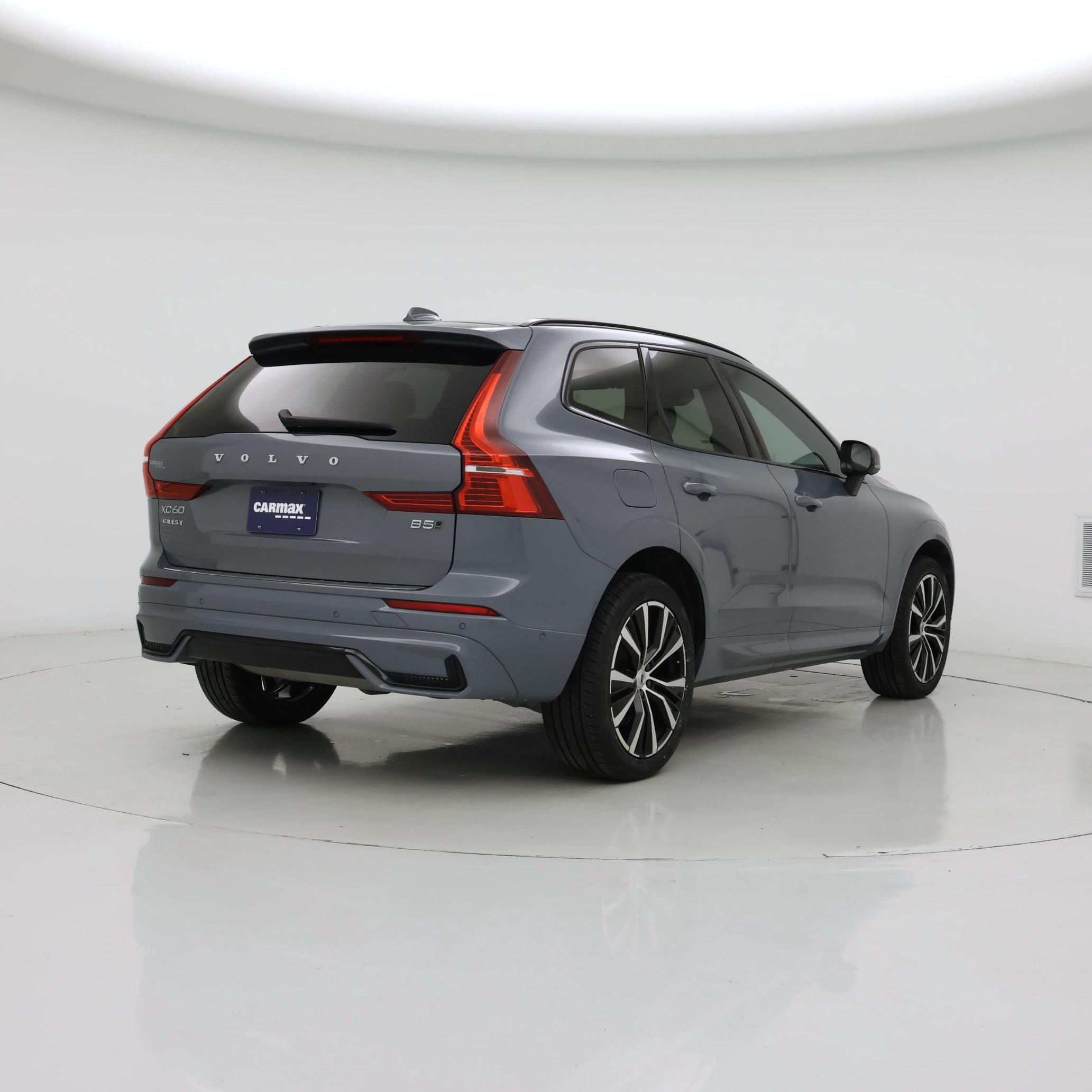 Thumbnail: 2023 Volvo XC60 - 8