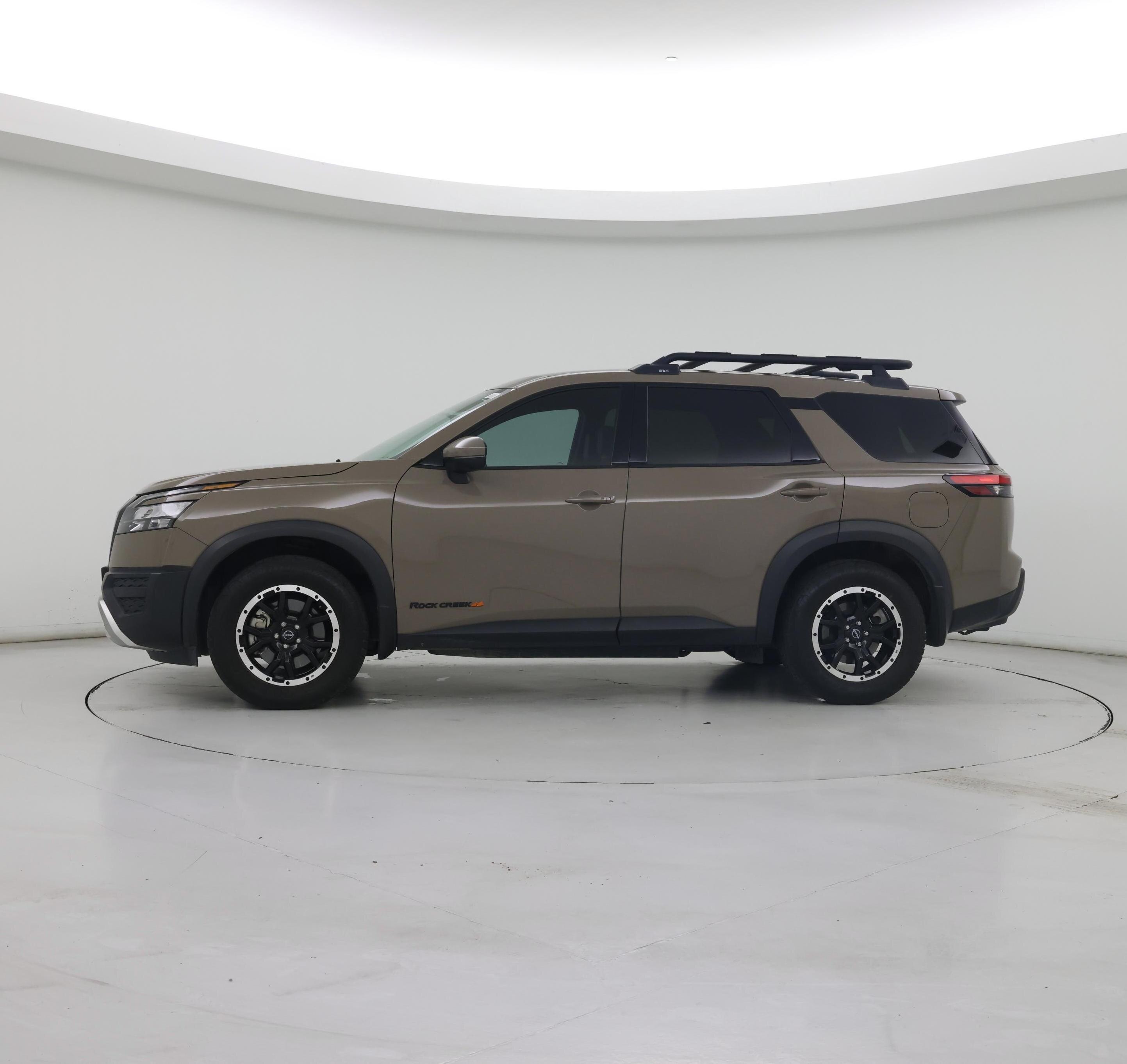 Thumbnail: 2024 Nissan Pathfinder - 3