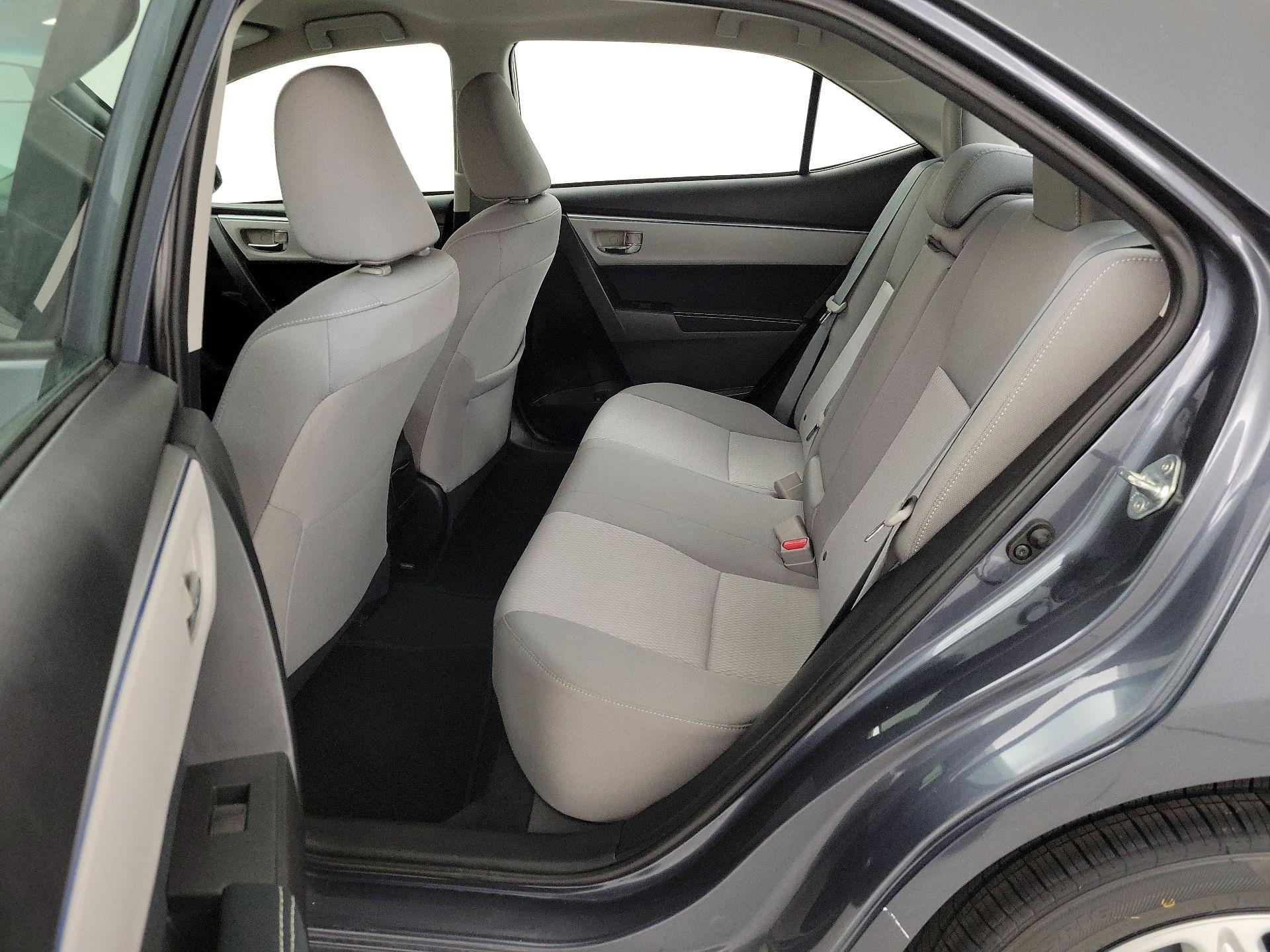 Thumbnail: 2015 Toyota Corolla - 19