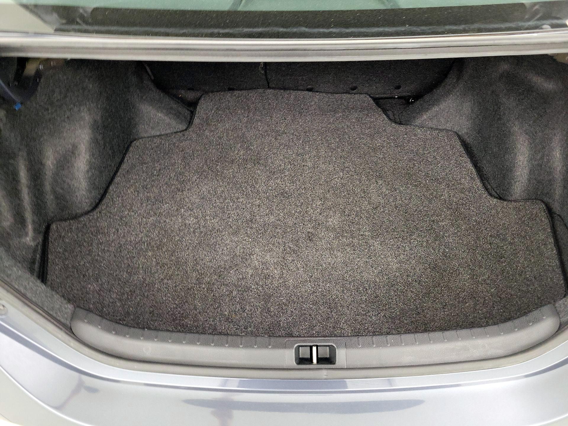 Thumbnail: 2015 Toyota Corolla - 20