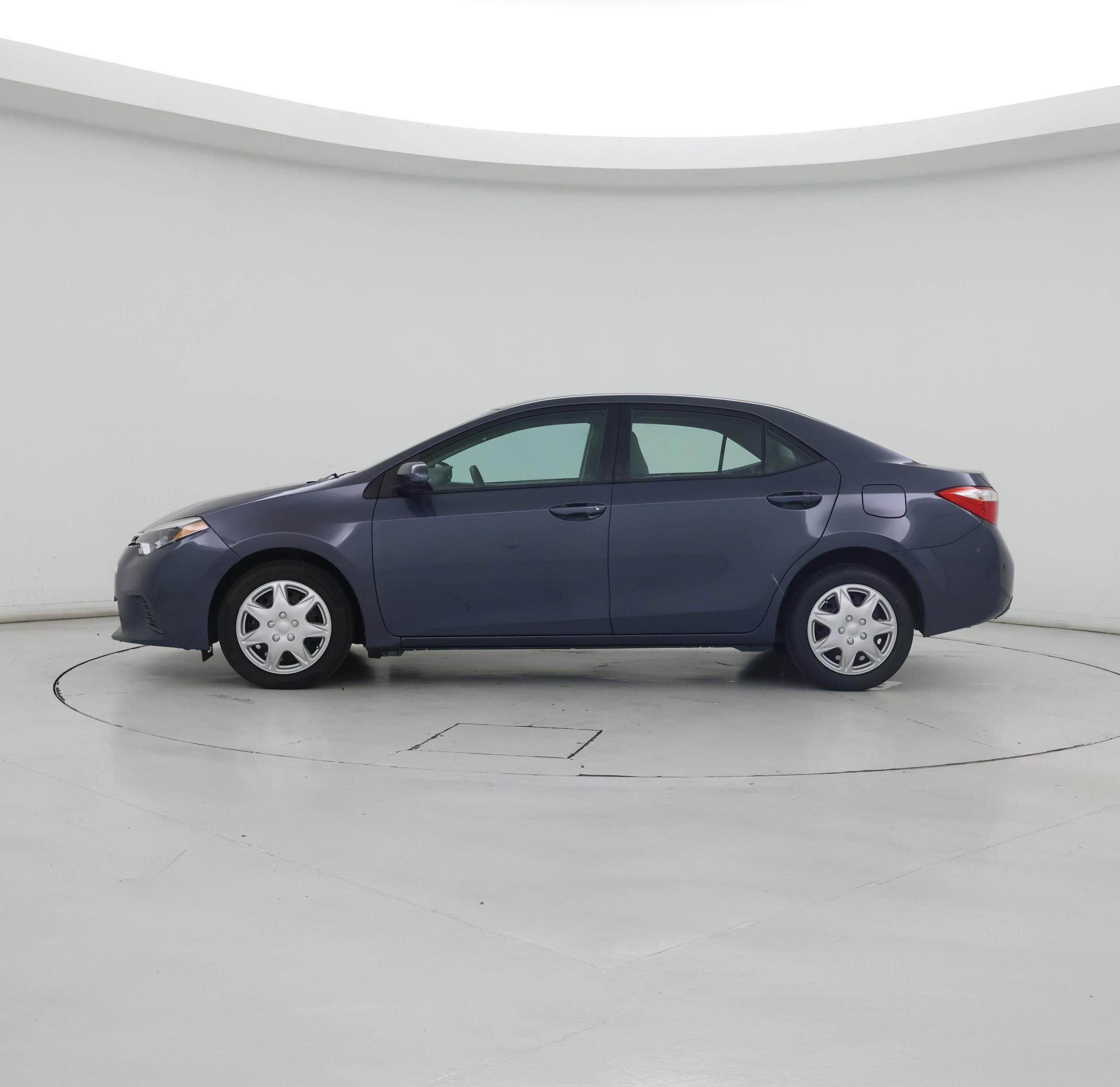 Thumbnail: 2015 Toyota Corolla - 3