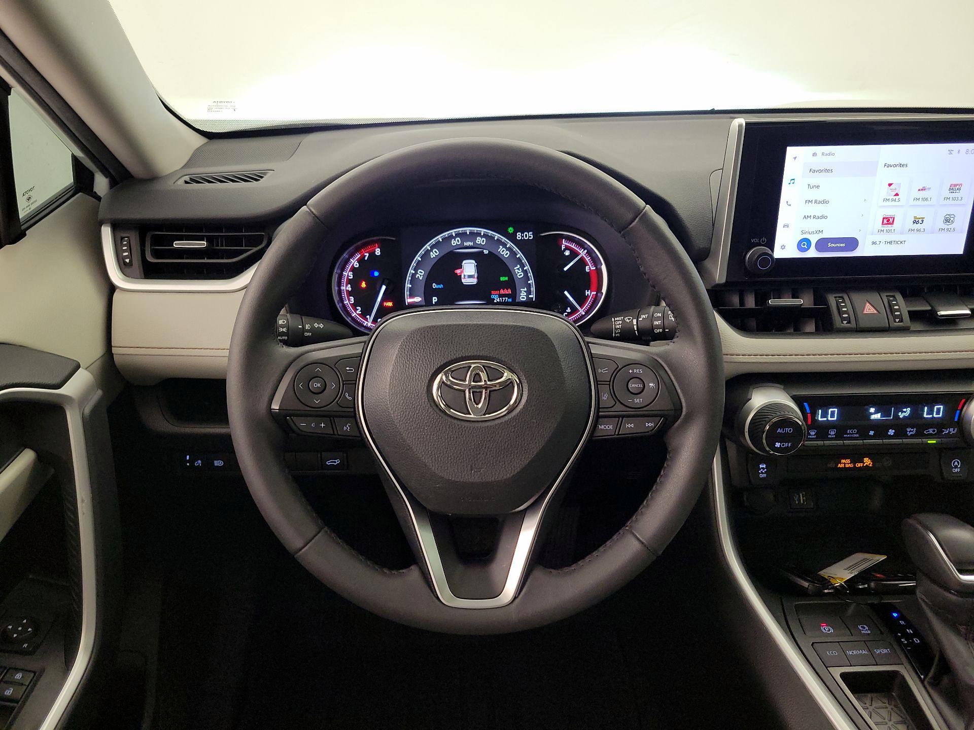 Thumbnail: 2024 Toyota RAV4 - 10