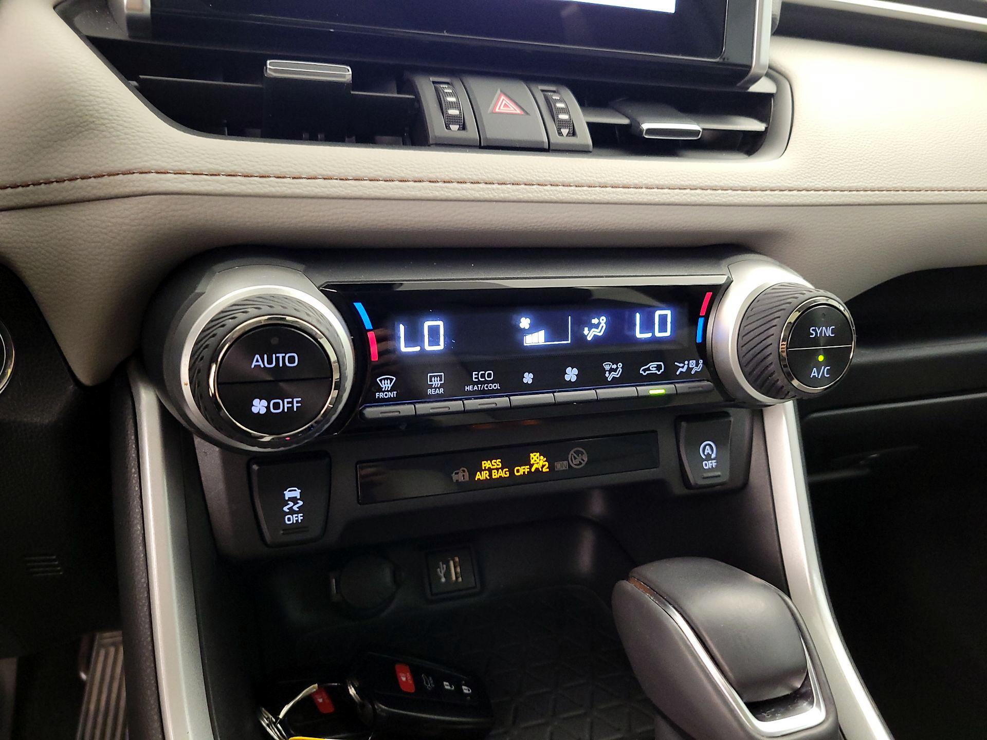 Thumbnail: 2024 Toyota RAV4 - 16