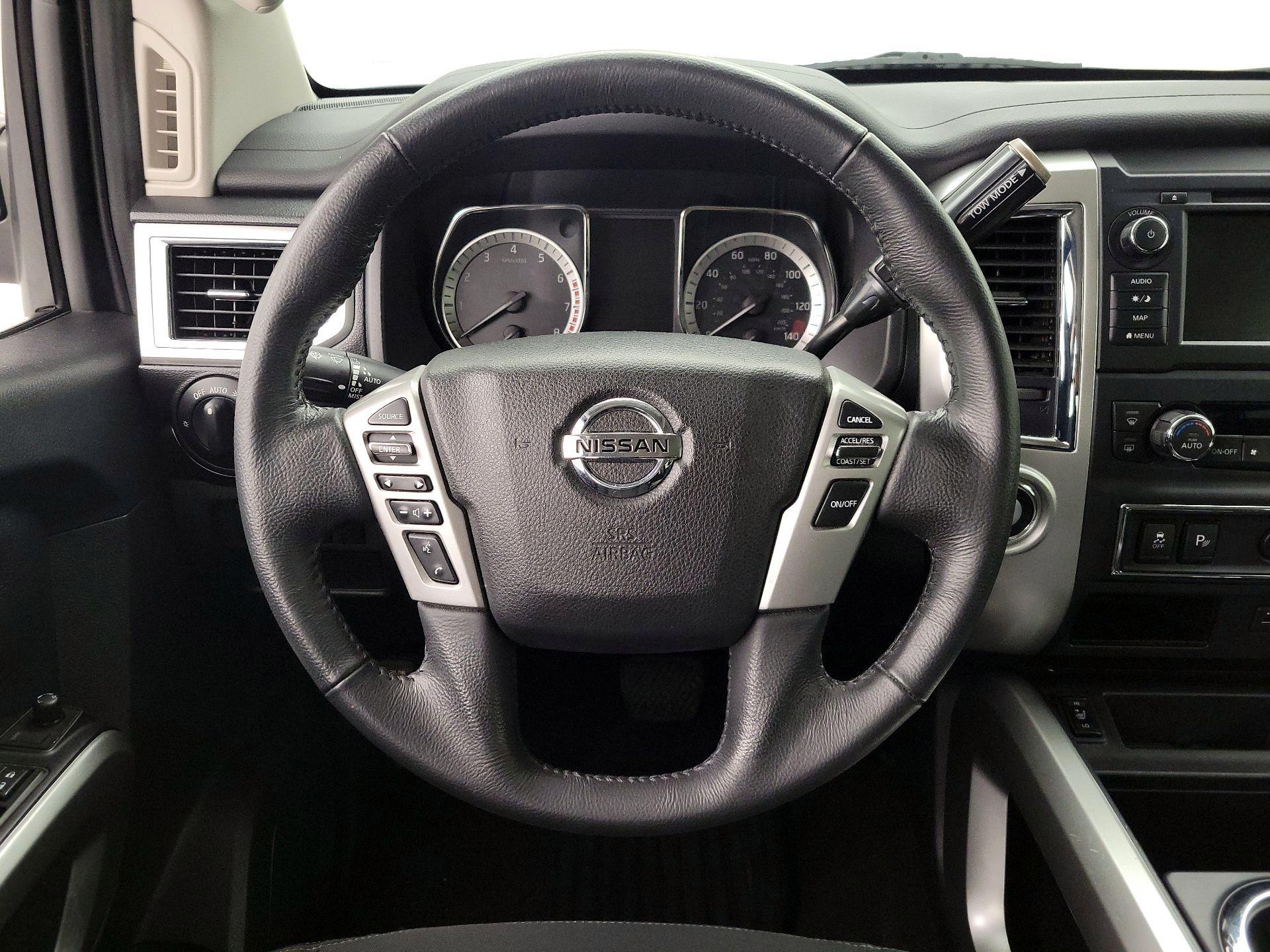 Thumbnail: 2019 Nissan Titan - 10