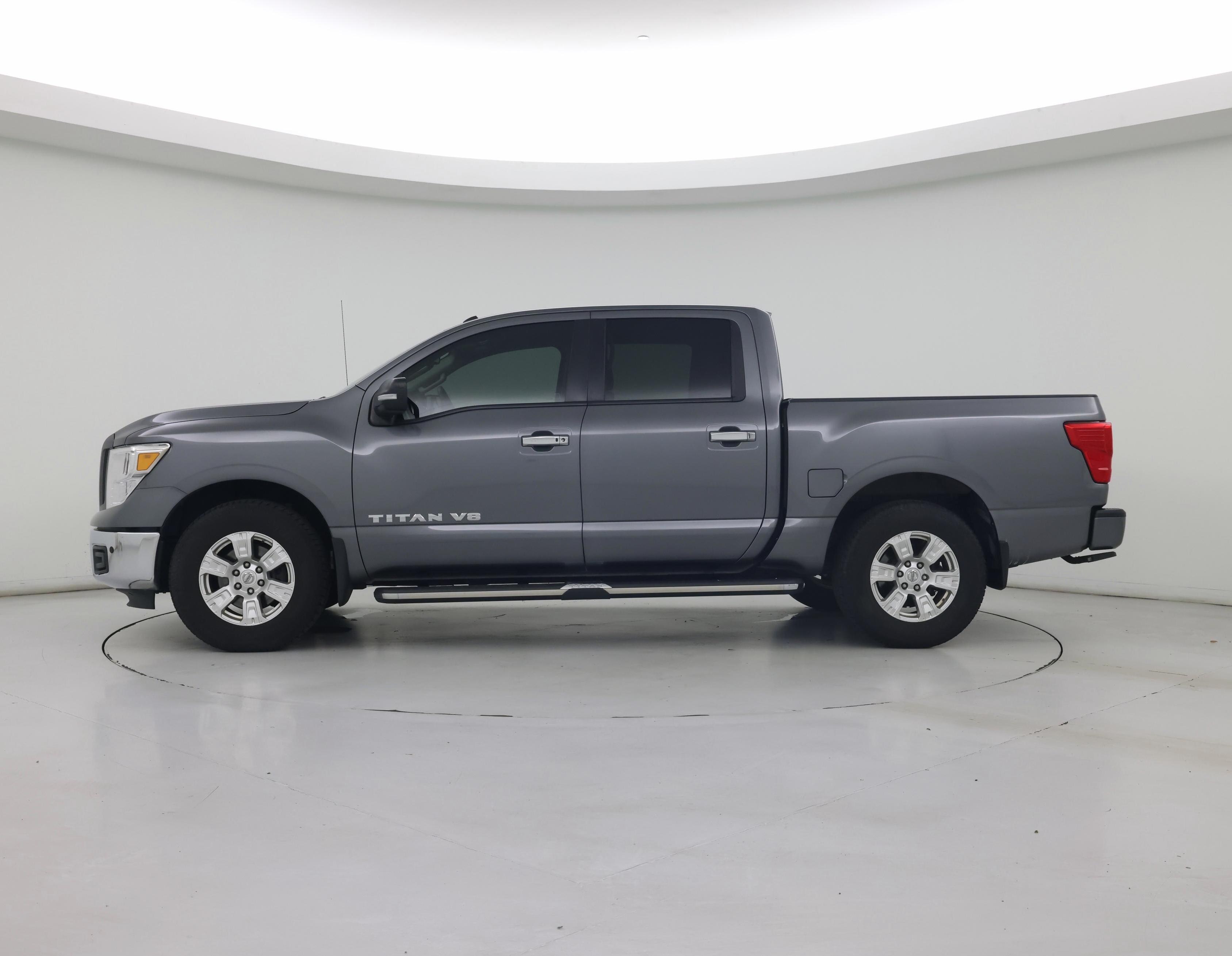 Thumbnail: 2019 Nissan Titan - 3