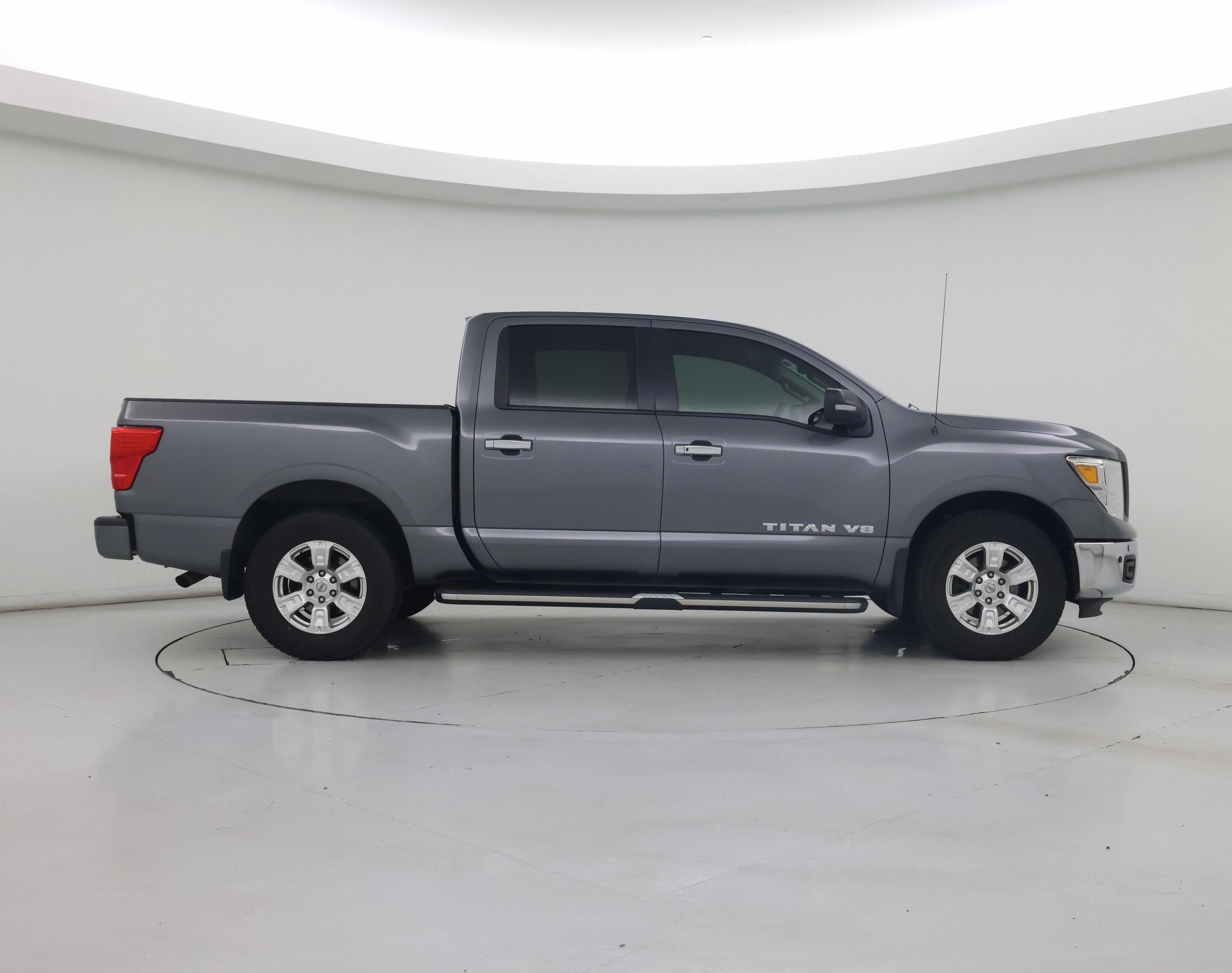 Thumbnail: 2019 Nissan Titan - 7