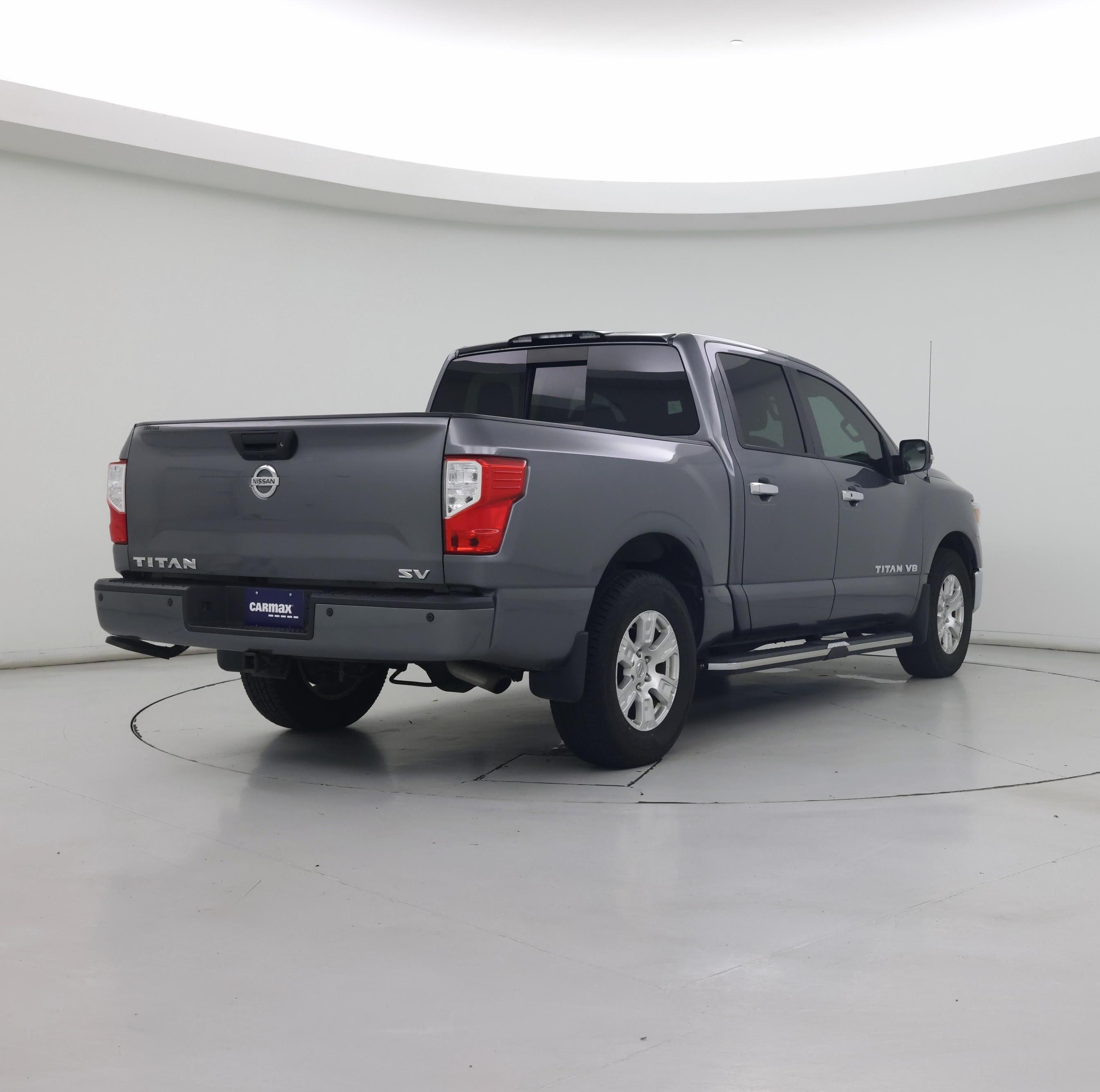 Thumbnail: 2019 Nissan Titan - 8