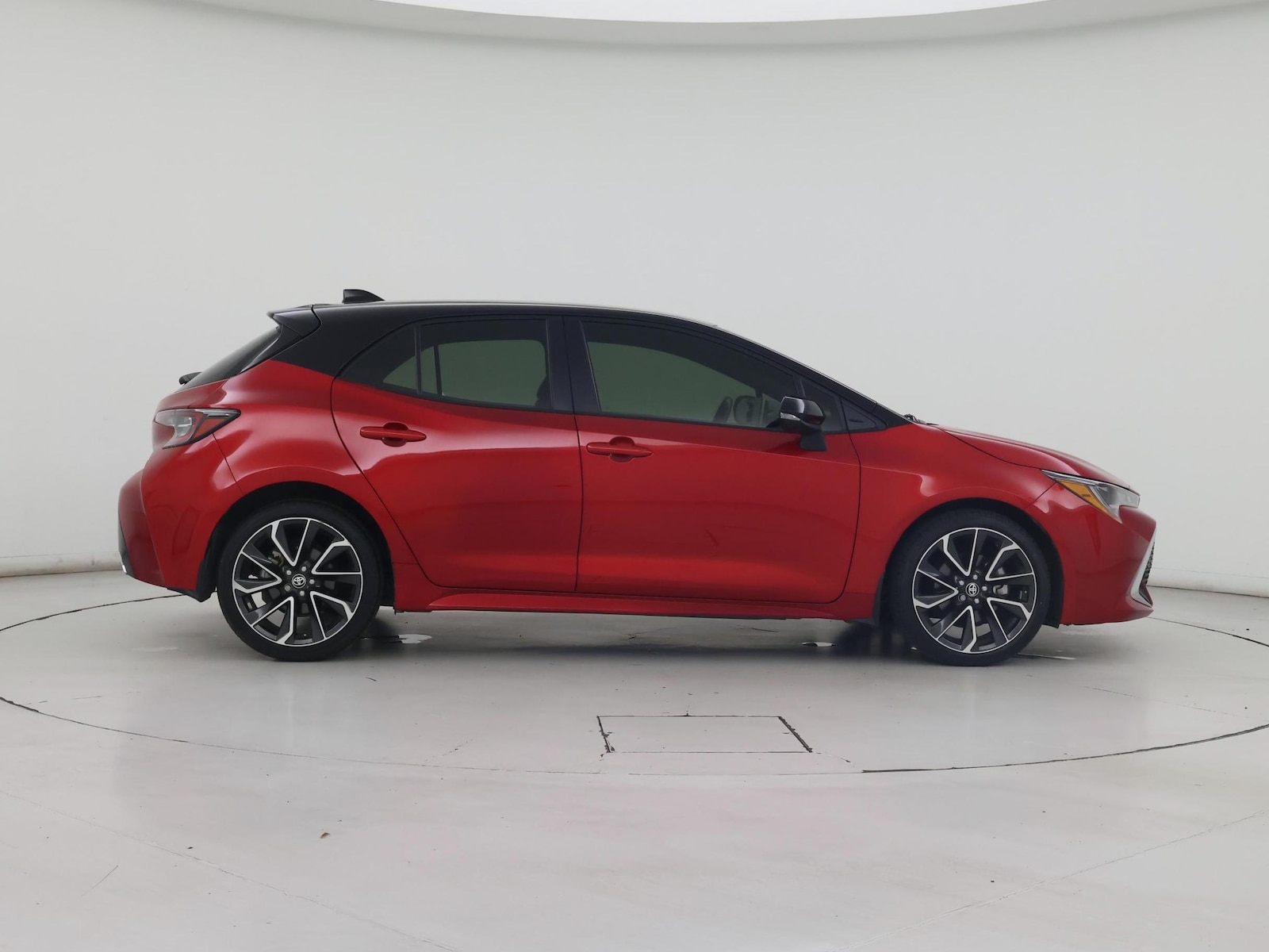 2022 Toyota Corolla Hatchback XSE - Photo 8