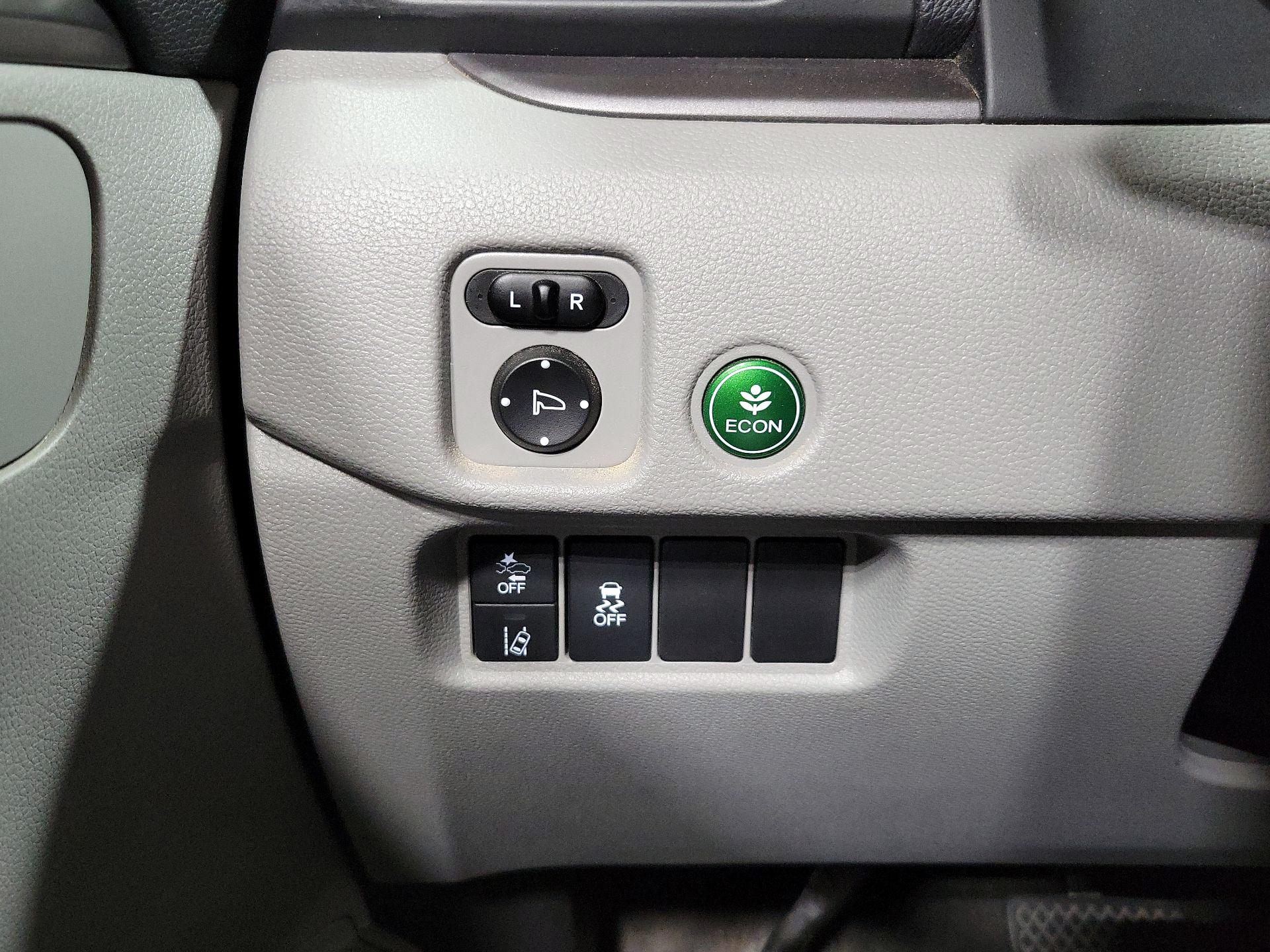 Thumbnail: 2019 Honda Pilot - 13