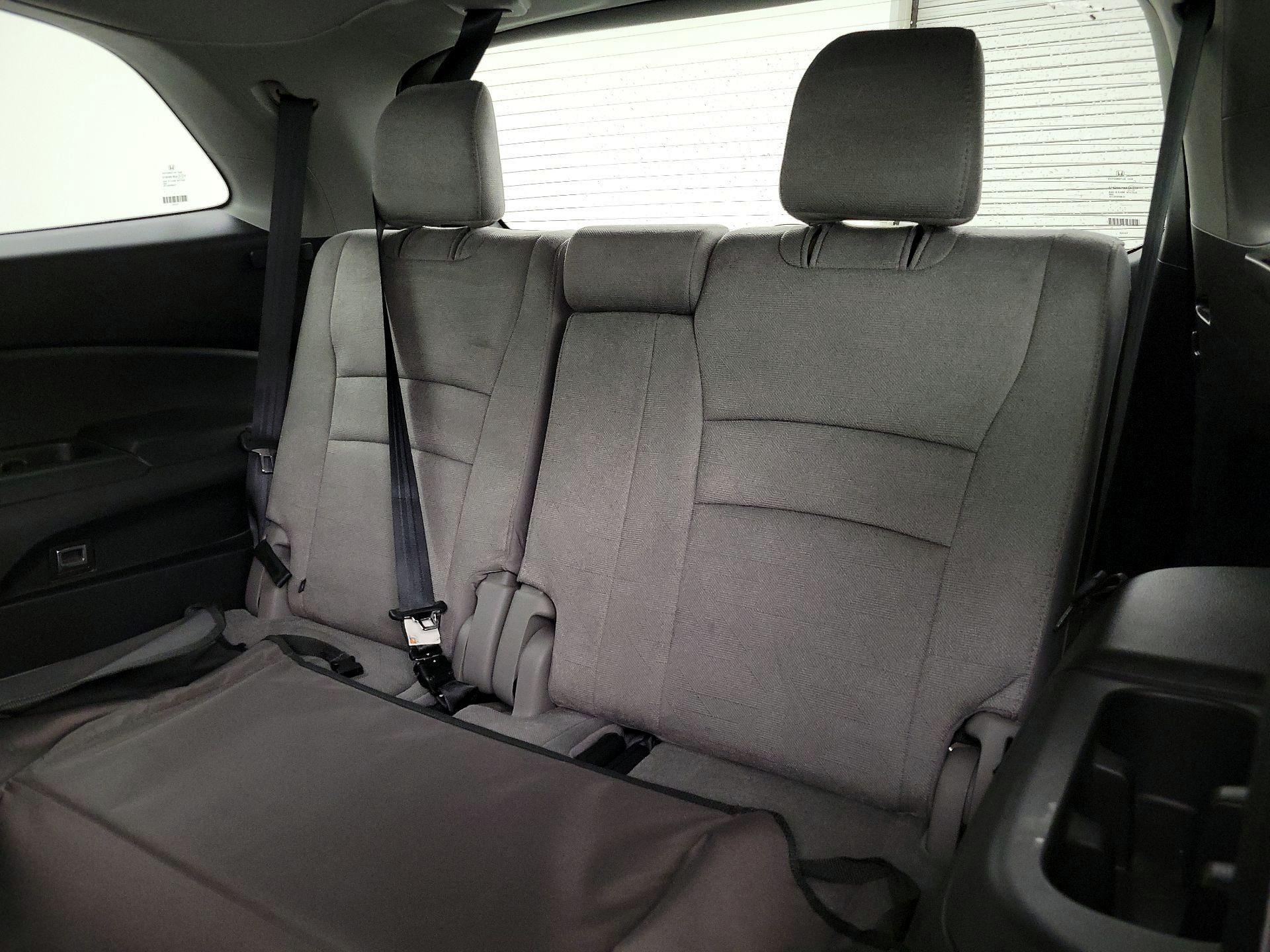 Thumbnail: 2019 Honda Pilot - 19