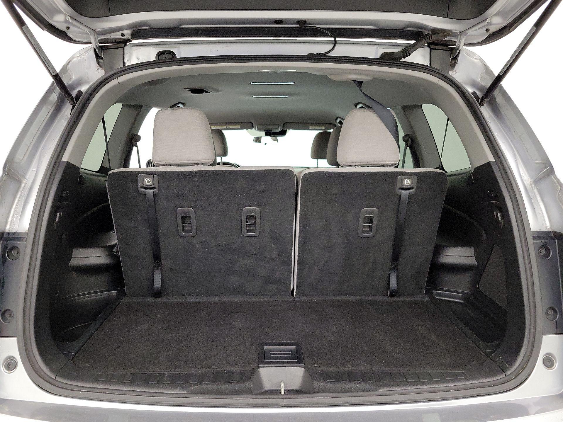 Thumbnail: 2019 Honda Pilot - 20