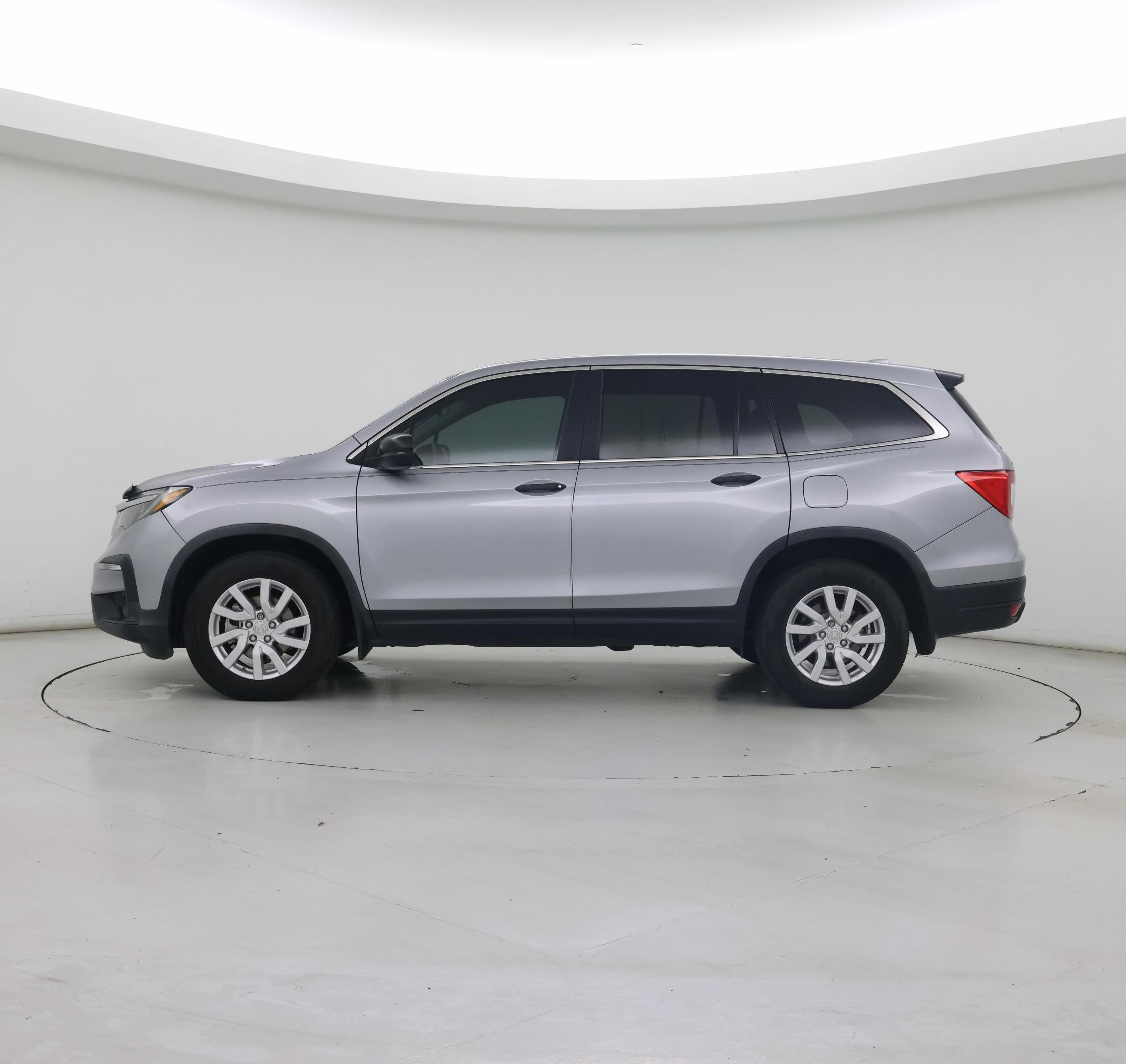 Thumbnail: 2019 Honda Pilot - 3