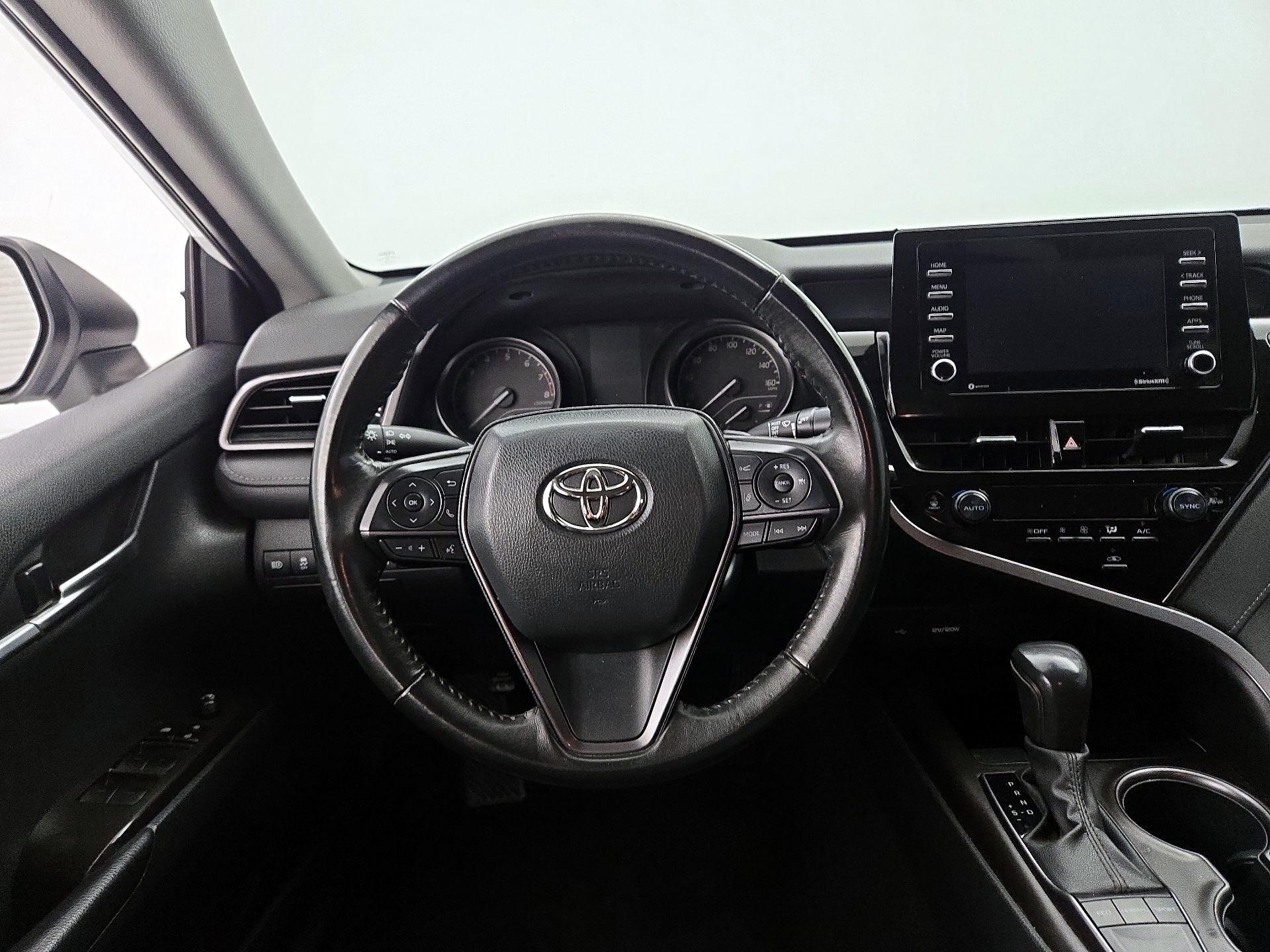 Thumbnail: 2023 Toyota Camry - 10