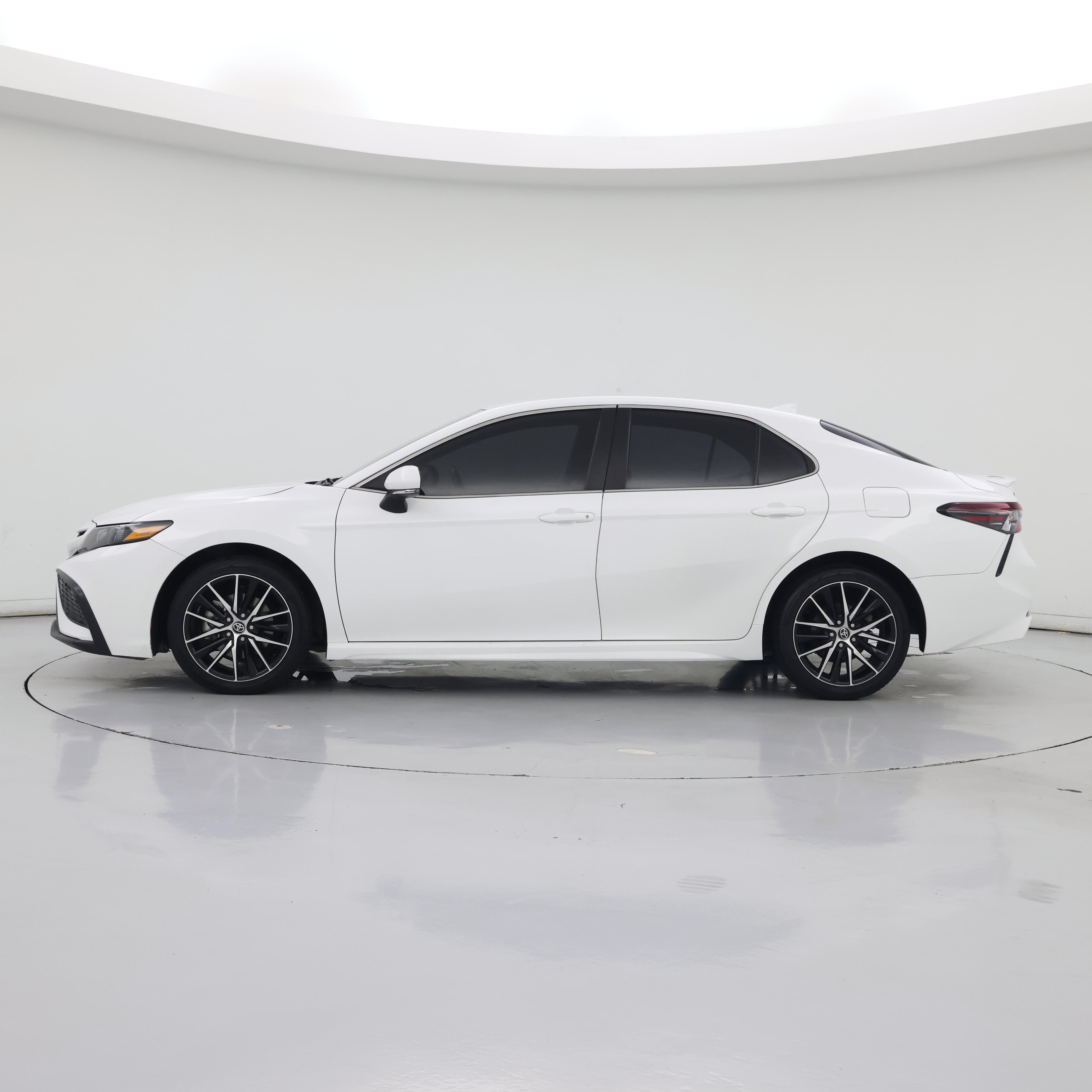 Thumbnail: 2023 Toyota Camry - 3